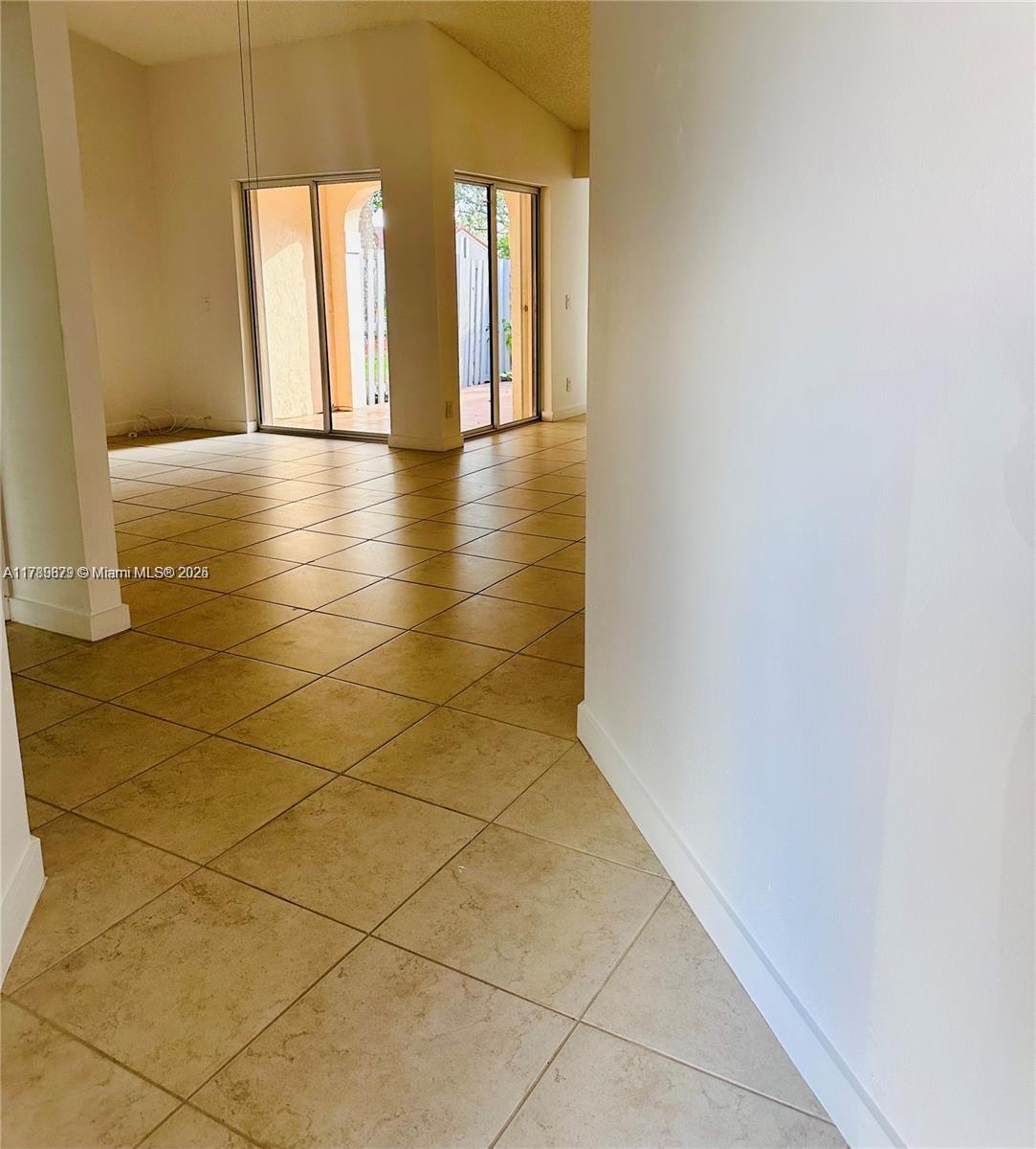 1487 Springside Dr 1487