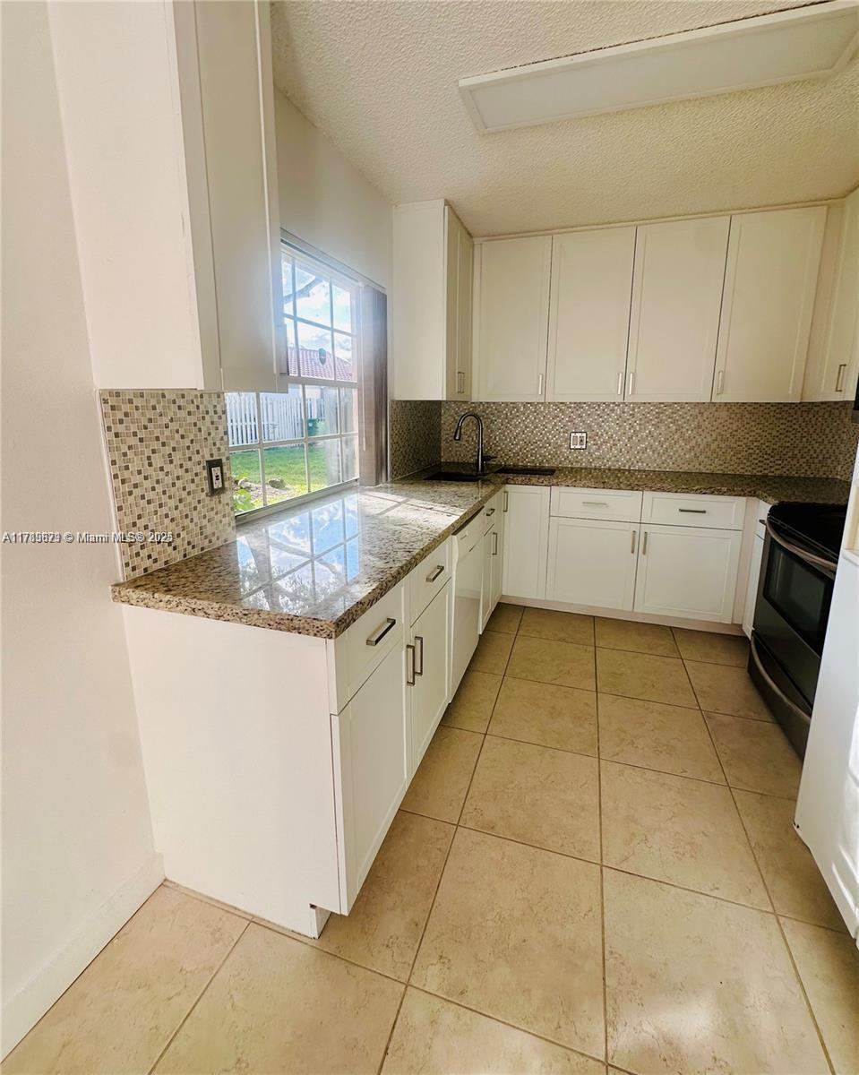 1487 Springside Dr 1487