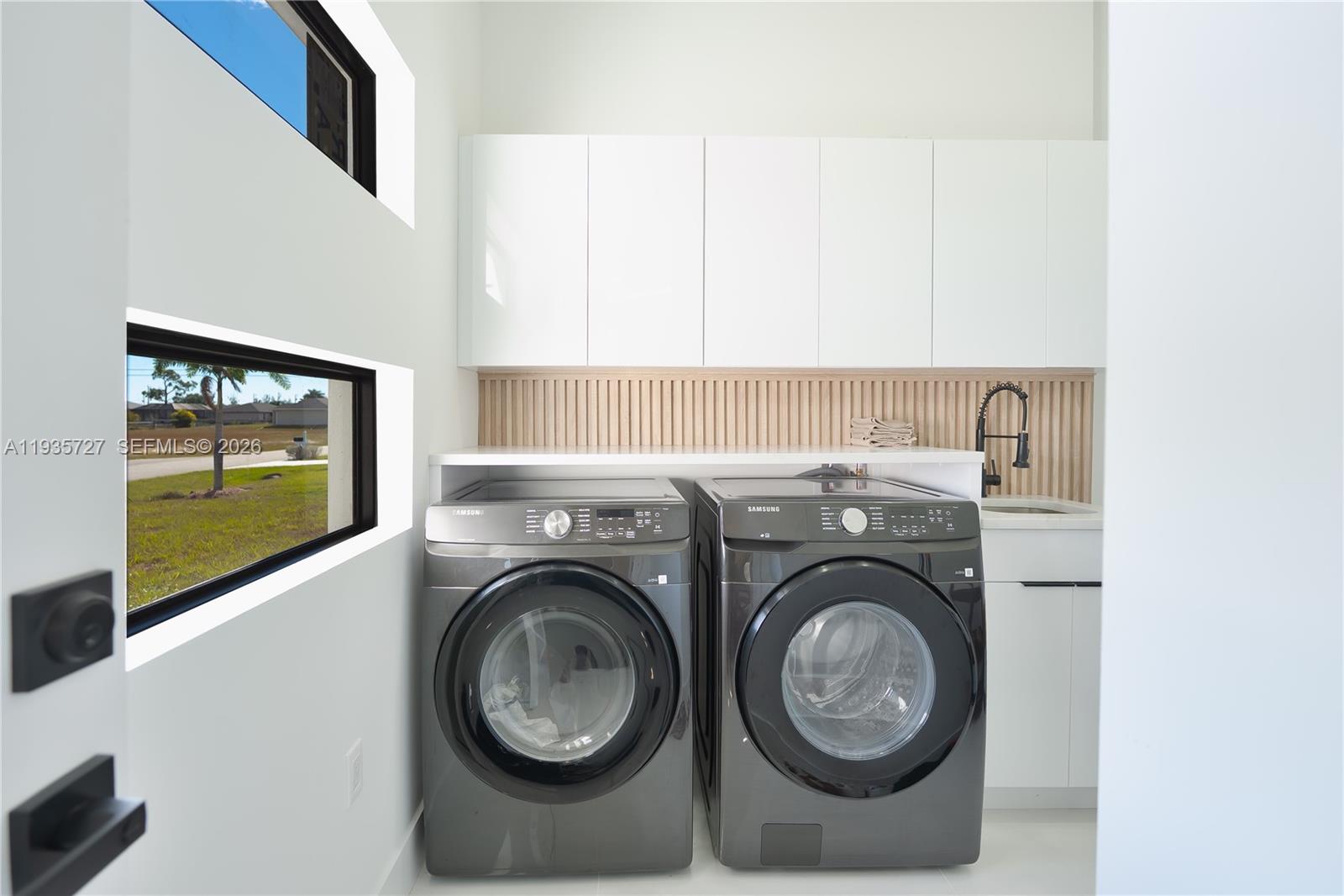 CAPE CORAL UNIT 53 - Residential