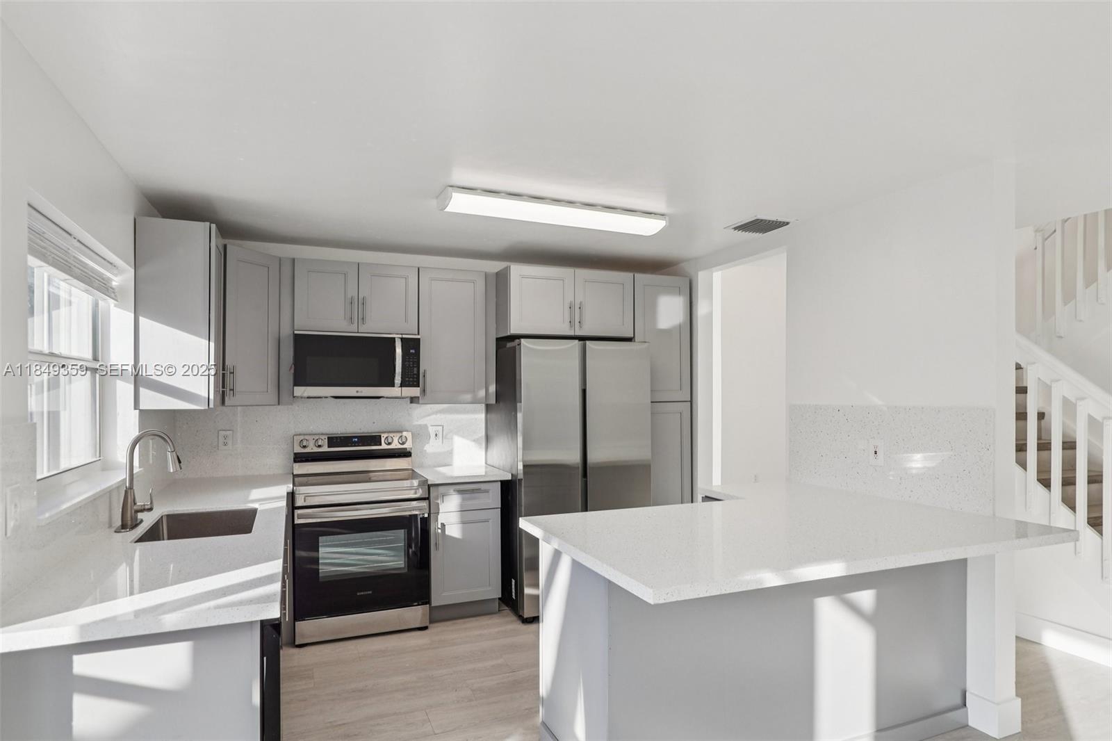 SILVER LAKES PHASE II REP - Residential