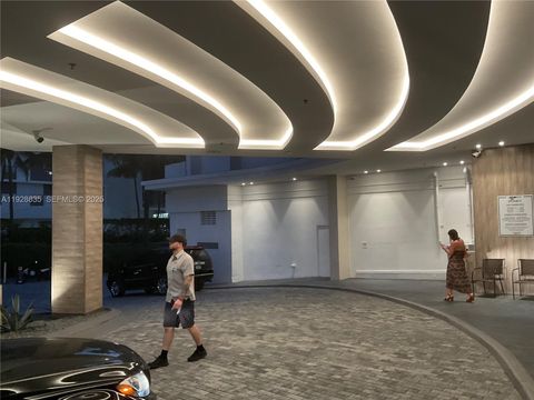 2301 Collins Ave 704 Miami Beach FL 33139