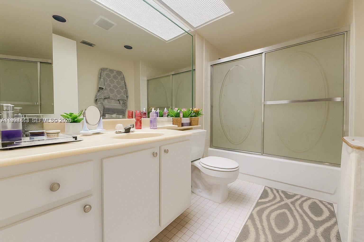 BUCKINGHAM EAST AT CENTUR - Residential Lease