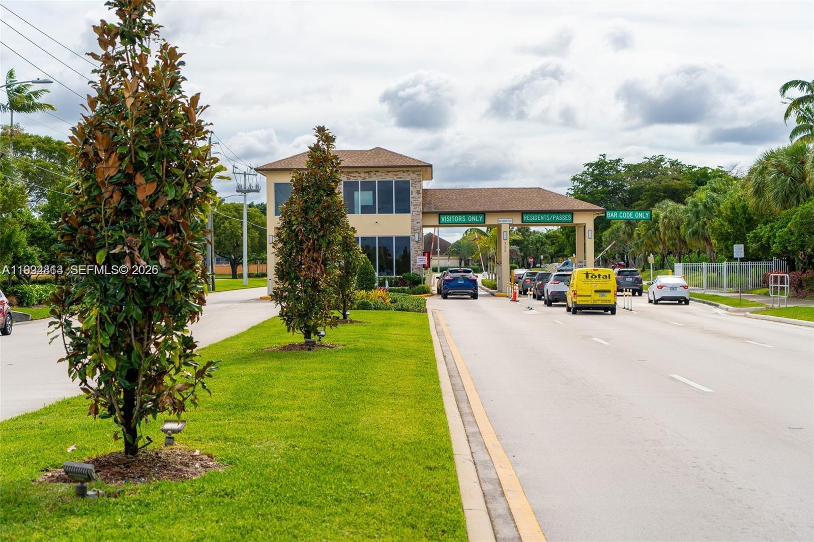 BUCKINGHAM EAST AT CENTUR - Residential Lease