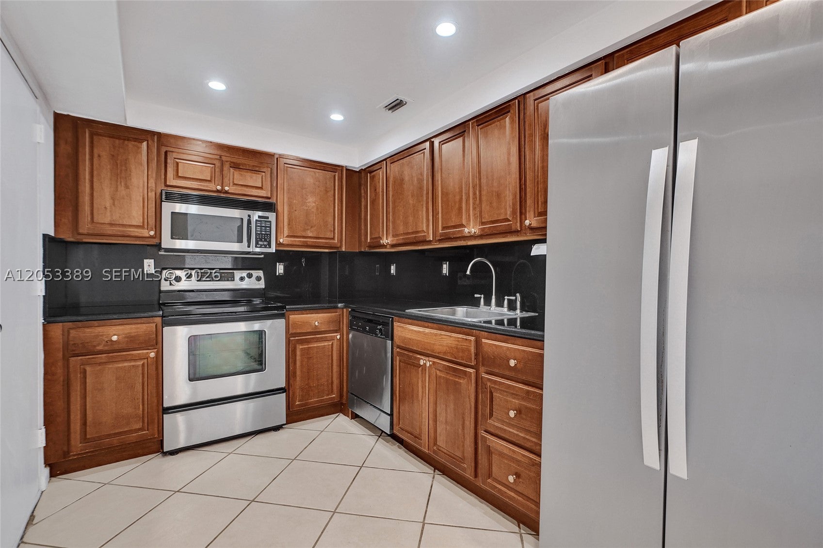 10350 W Bay Harbor Dr 3G