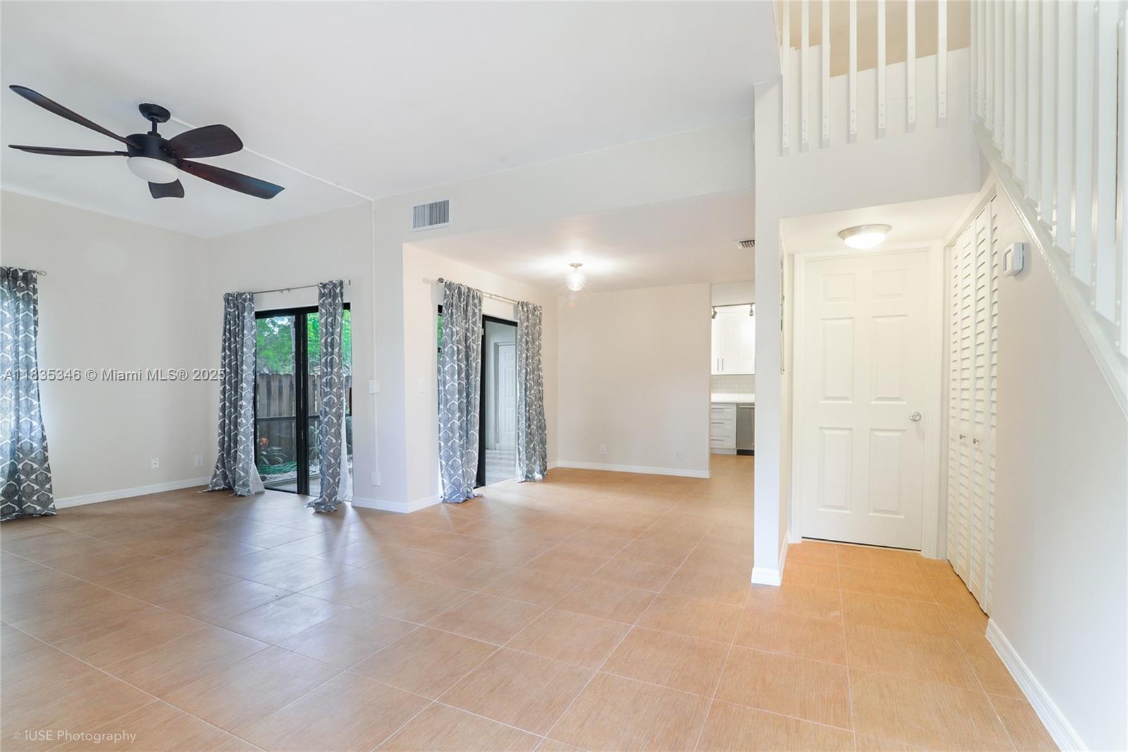 567 Racquet Club Rd 20