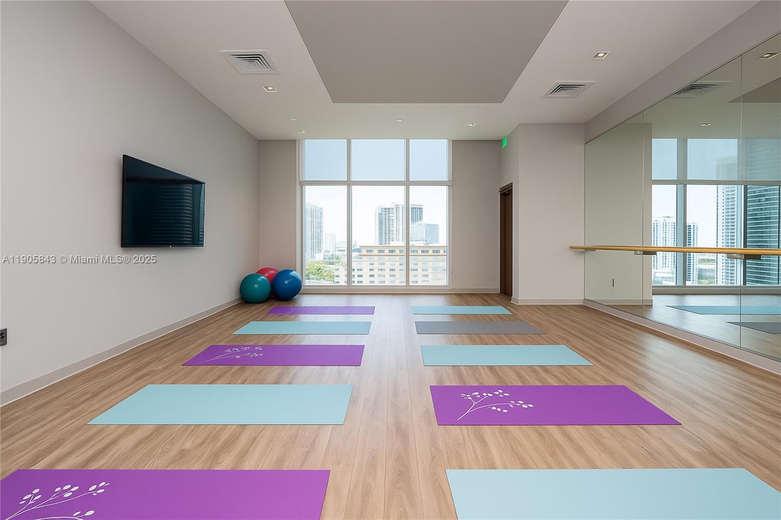 1100 MILLECENTO RESIDENCE - Residential Lease