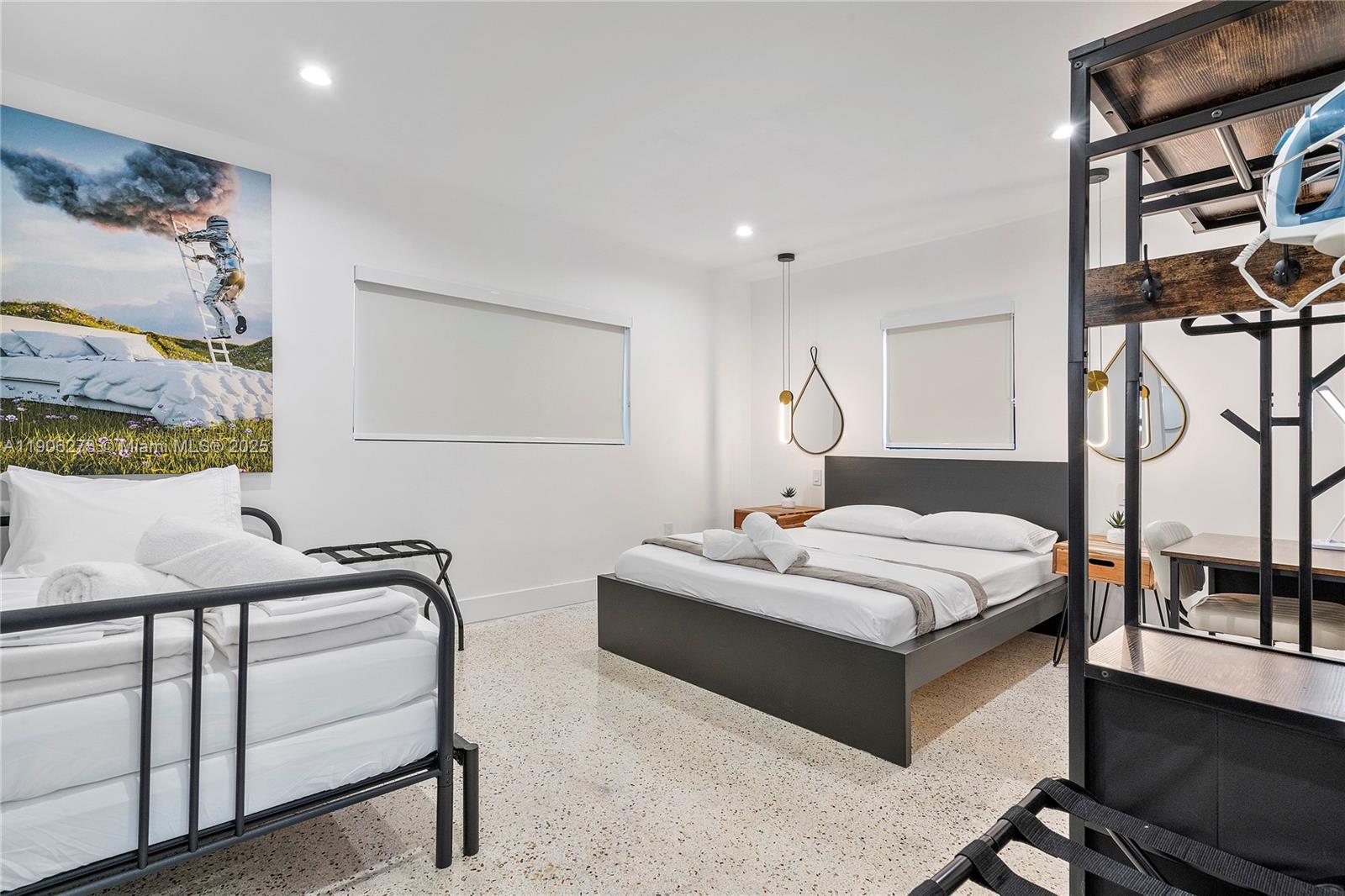 RAILROAD SHOPS INTER SCHO - Residential Income