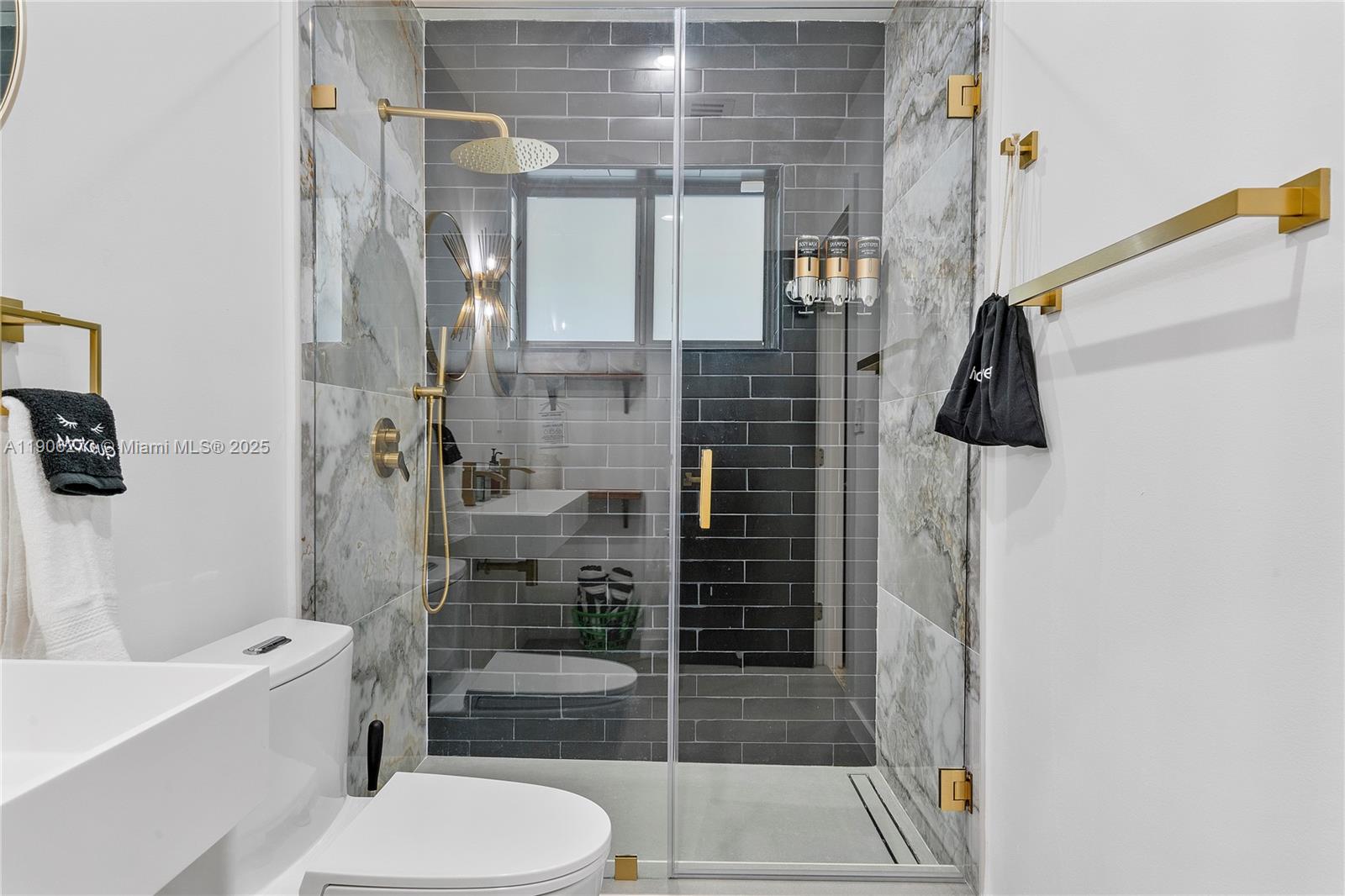 RAILROAD SHOPS INTER SCHO - Residential Income