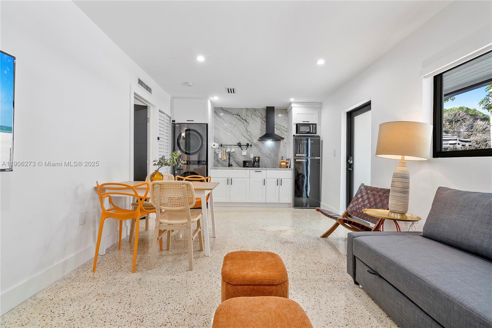 RAILROAD SHOPS INTER SCHO - Residential Income