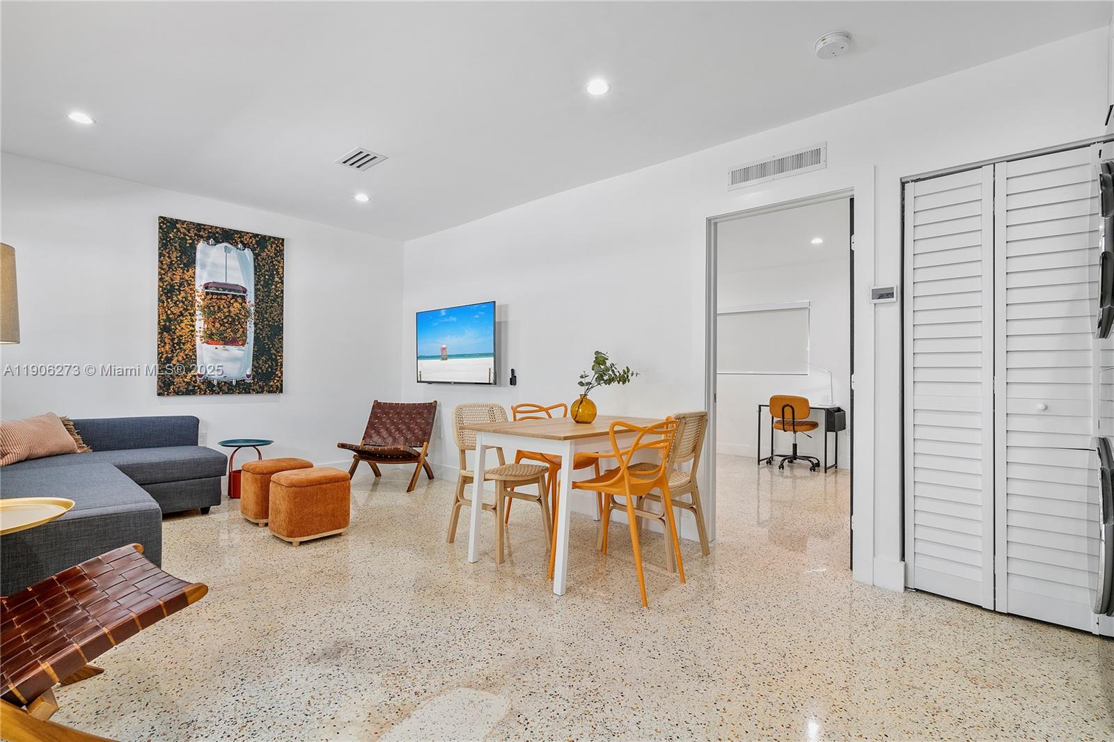 RAILROAD SHOPS INTER SCHO - Residential Income