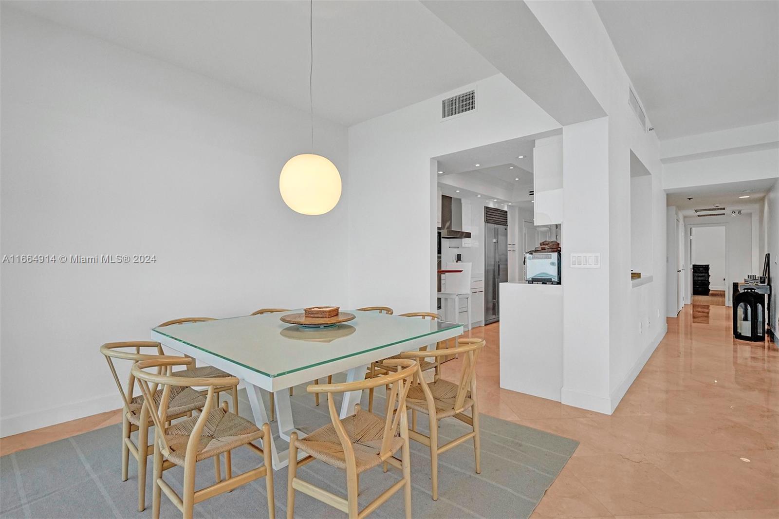 KENILWORTH CONDO - Residential
