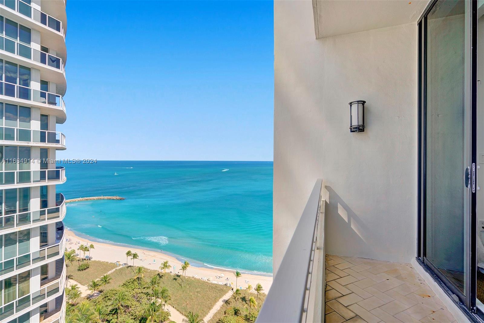 KENILWORTH CONDO - Residential