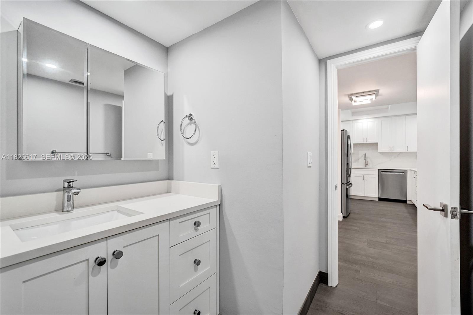 OLYMPUS CONDO PHASE - Residential