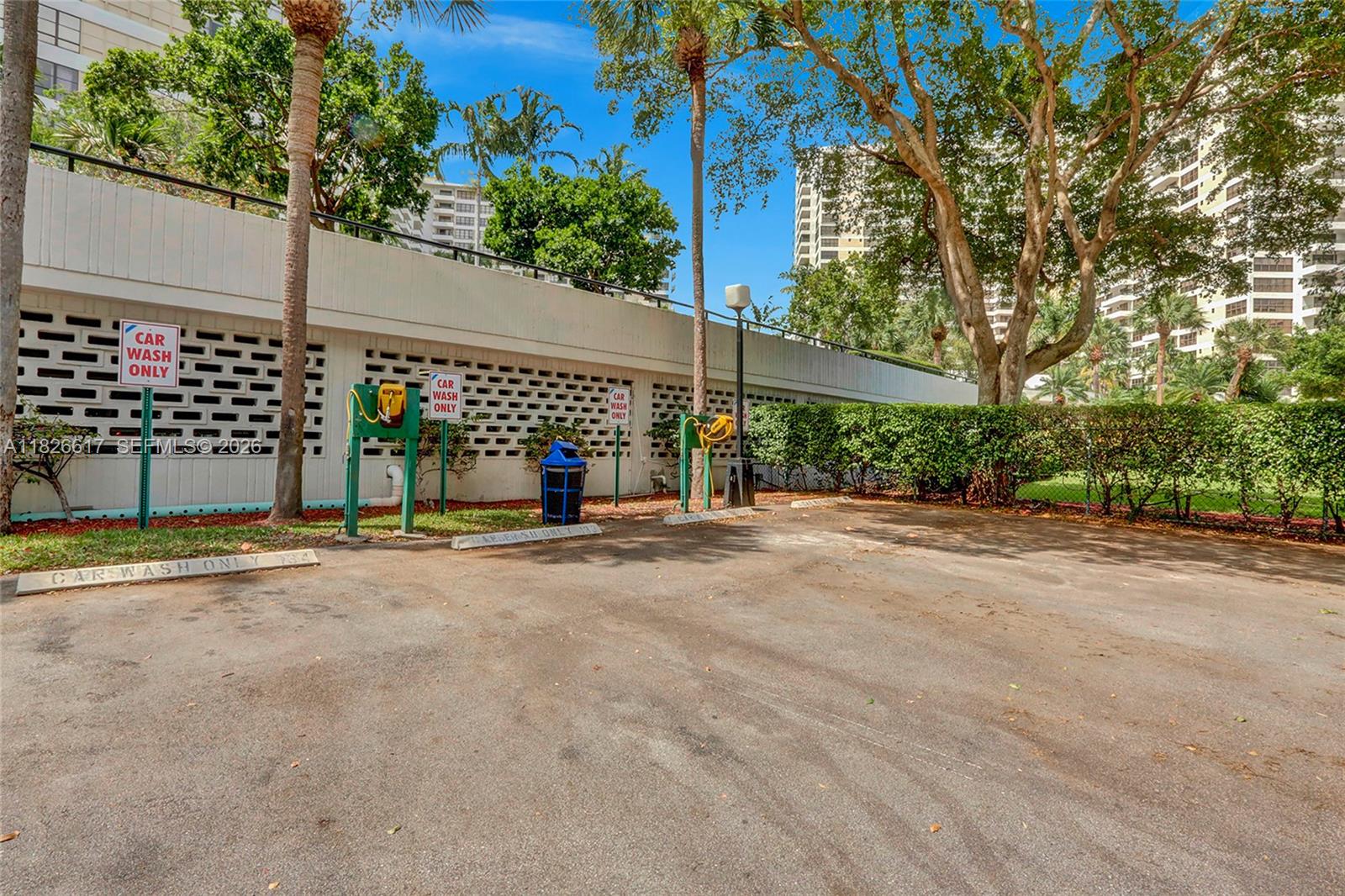 OLYMPUS CONDO PHASE - Residential