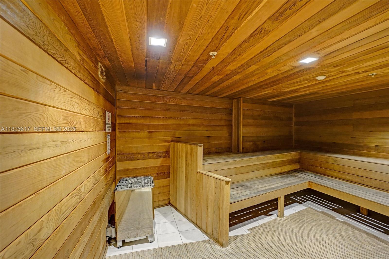 OLYMPUS CONDO PHASE - Residential