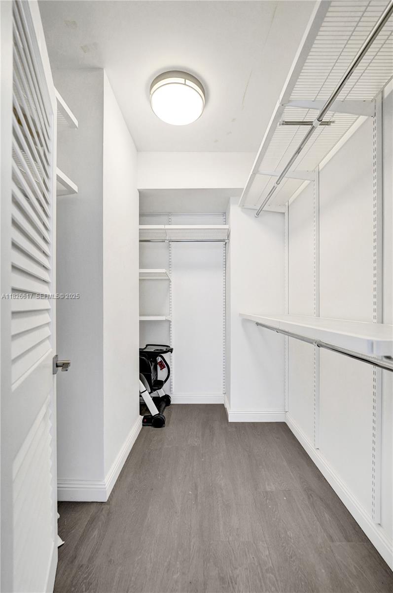 OLYMPUS CONDO PHASE - Residential