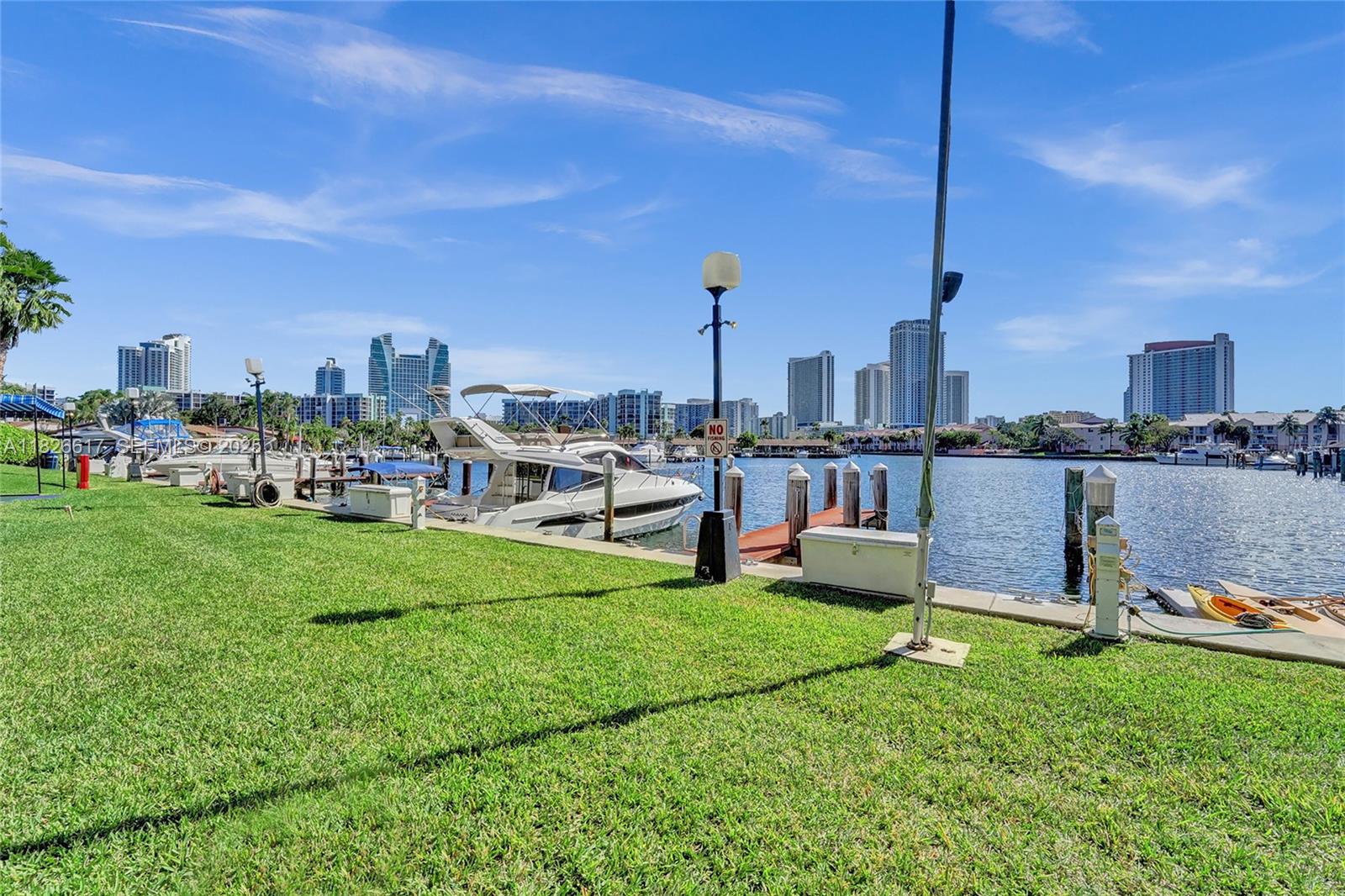 OLYMPUS CONDO PHASE - Residential