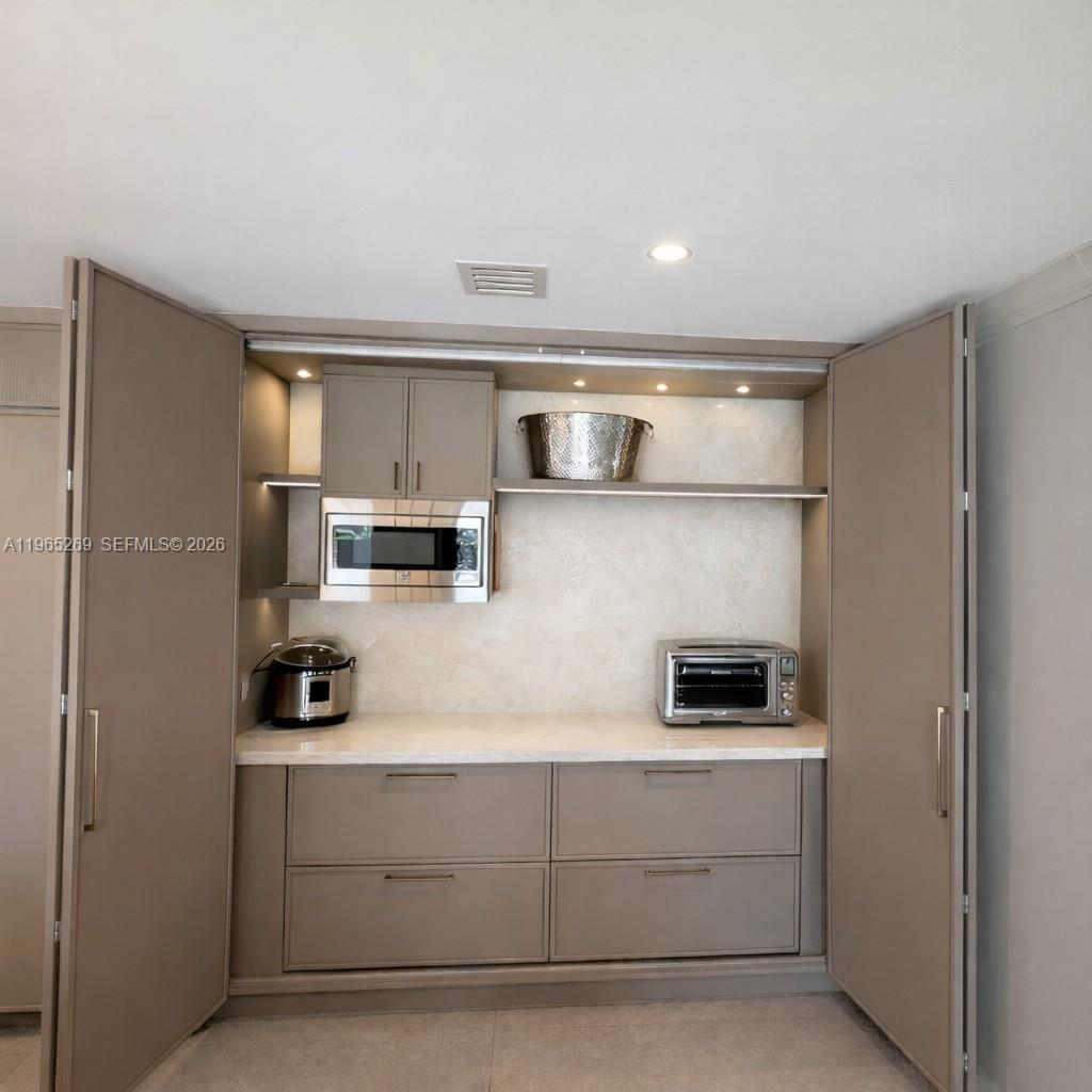 CUTLER HAMMOCK - Residential