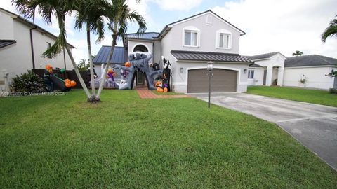 Photo of 16111 SW 79th Ter, Miami, FL 33193 (MLS # A11902899)