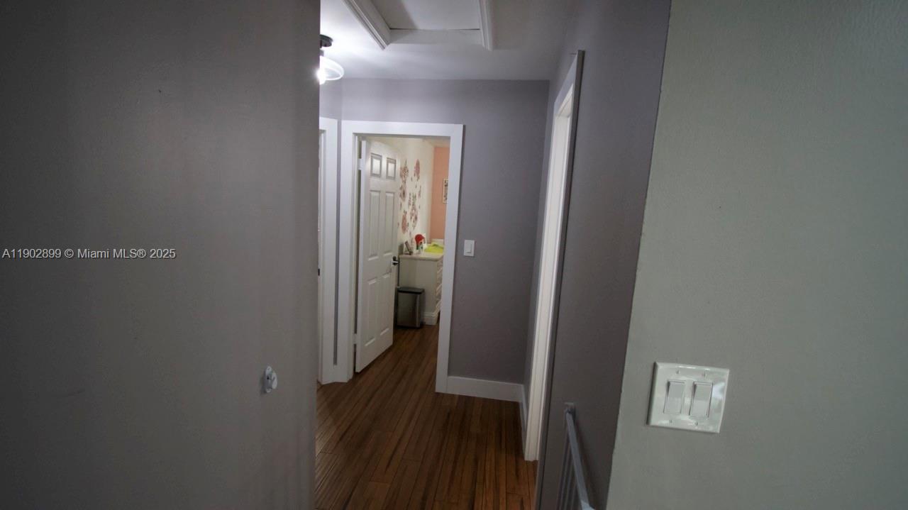 HEFTLER HOMES AT LAGO MAR - Residential