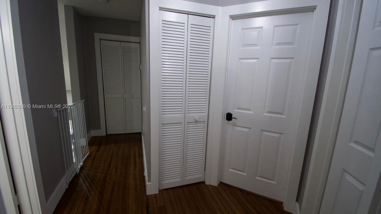 HEFTLER HOMES AT LAGO MAR - Residential