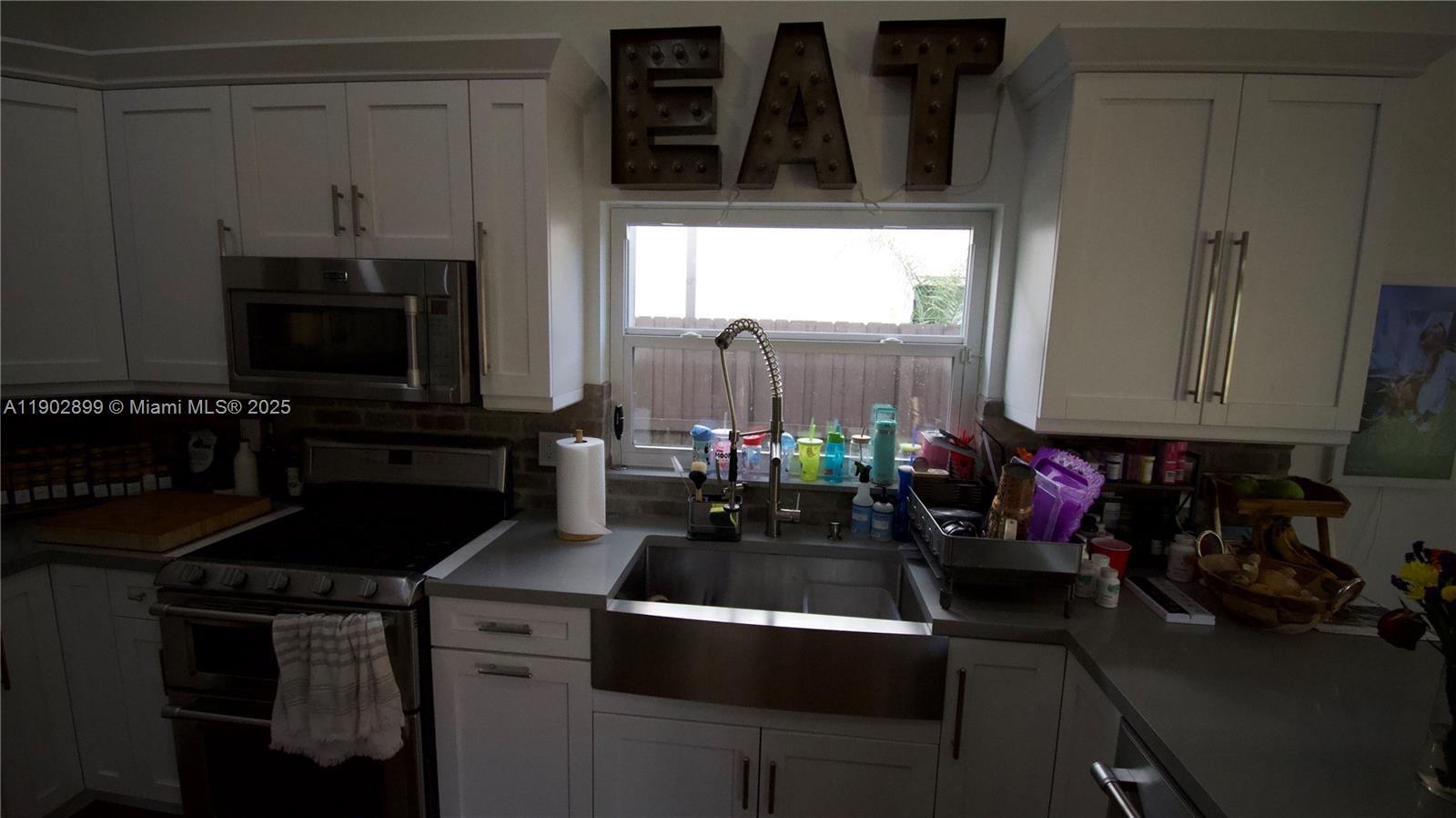 HEFTLER HOMES AT LAGO MAR - Residential