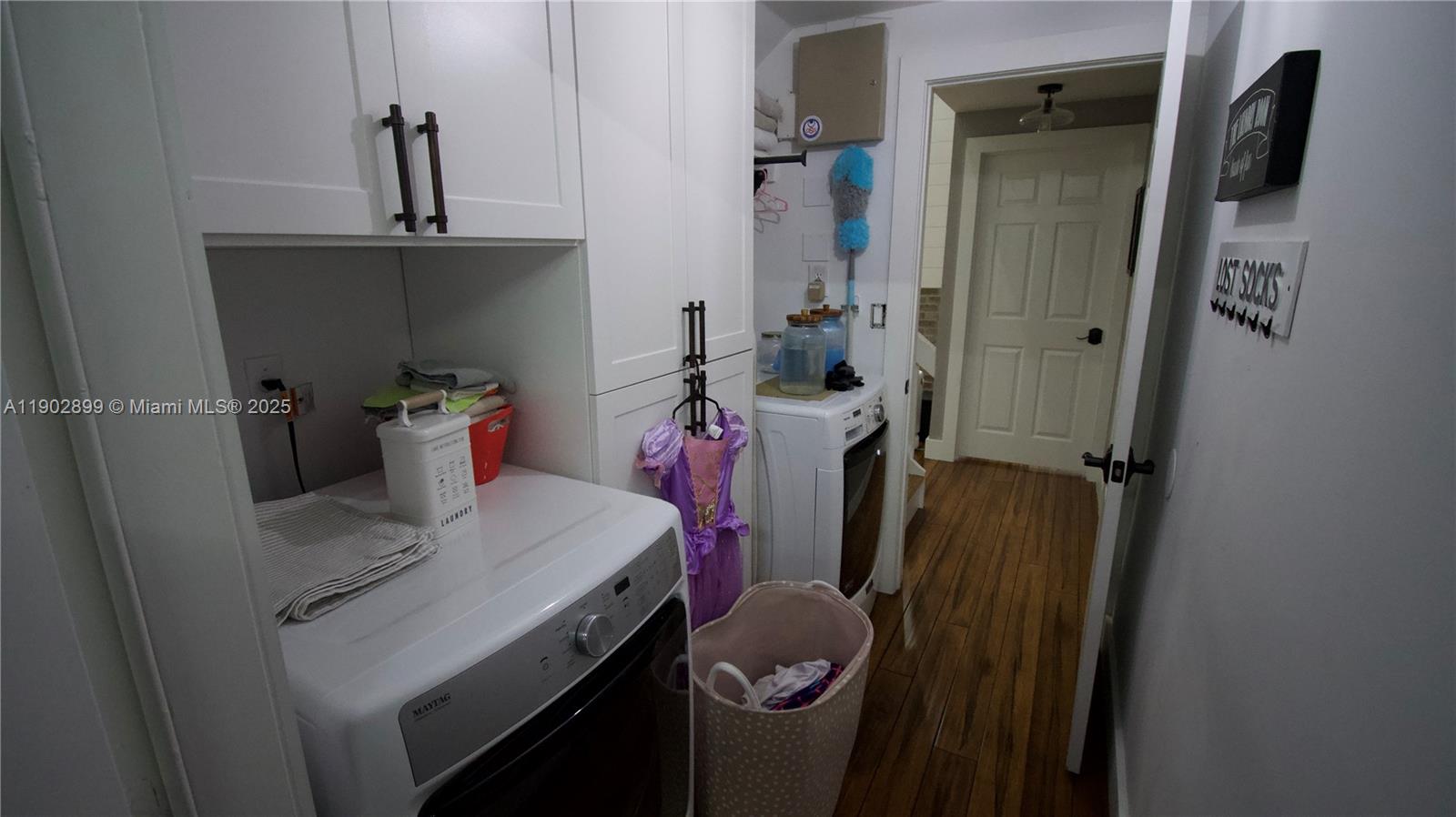 HEFTLER HOMES AT LAGO MAR - Residential