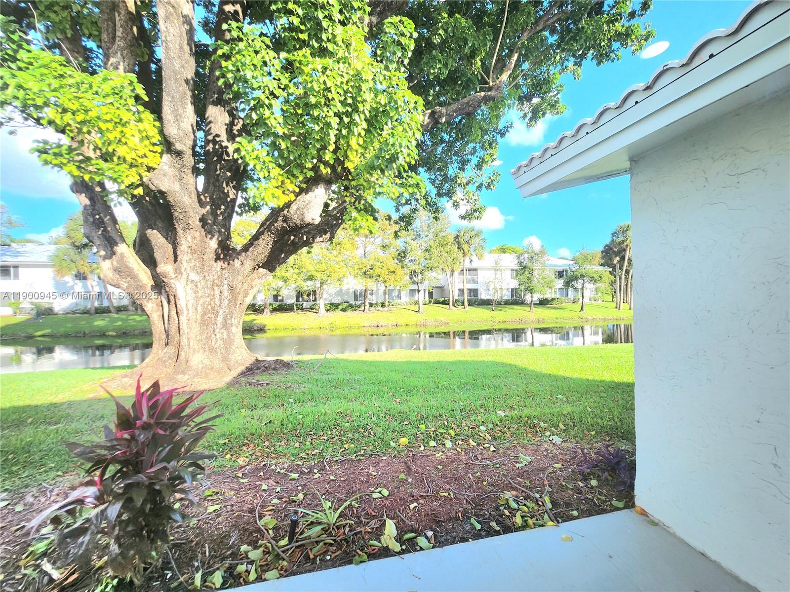 LAUDERDALE WEST 2 SEC - Residential