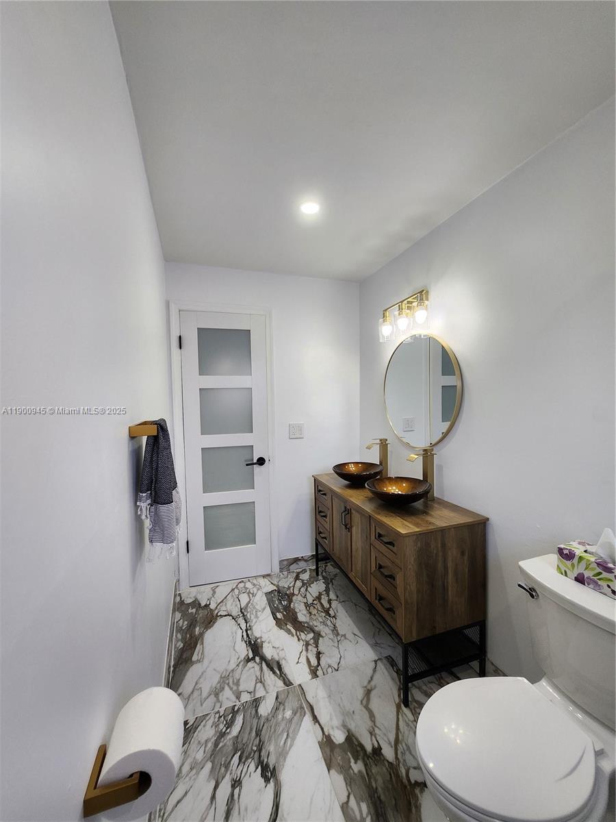 LAUDERDALE WEST 2 SEC - Residential