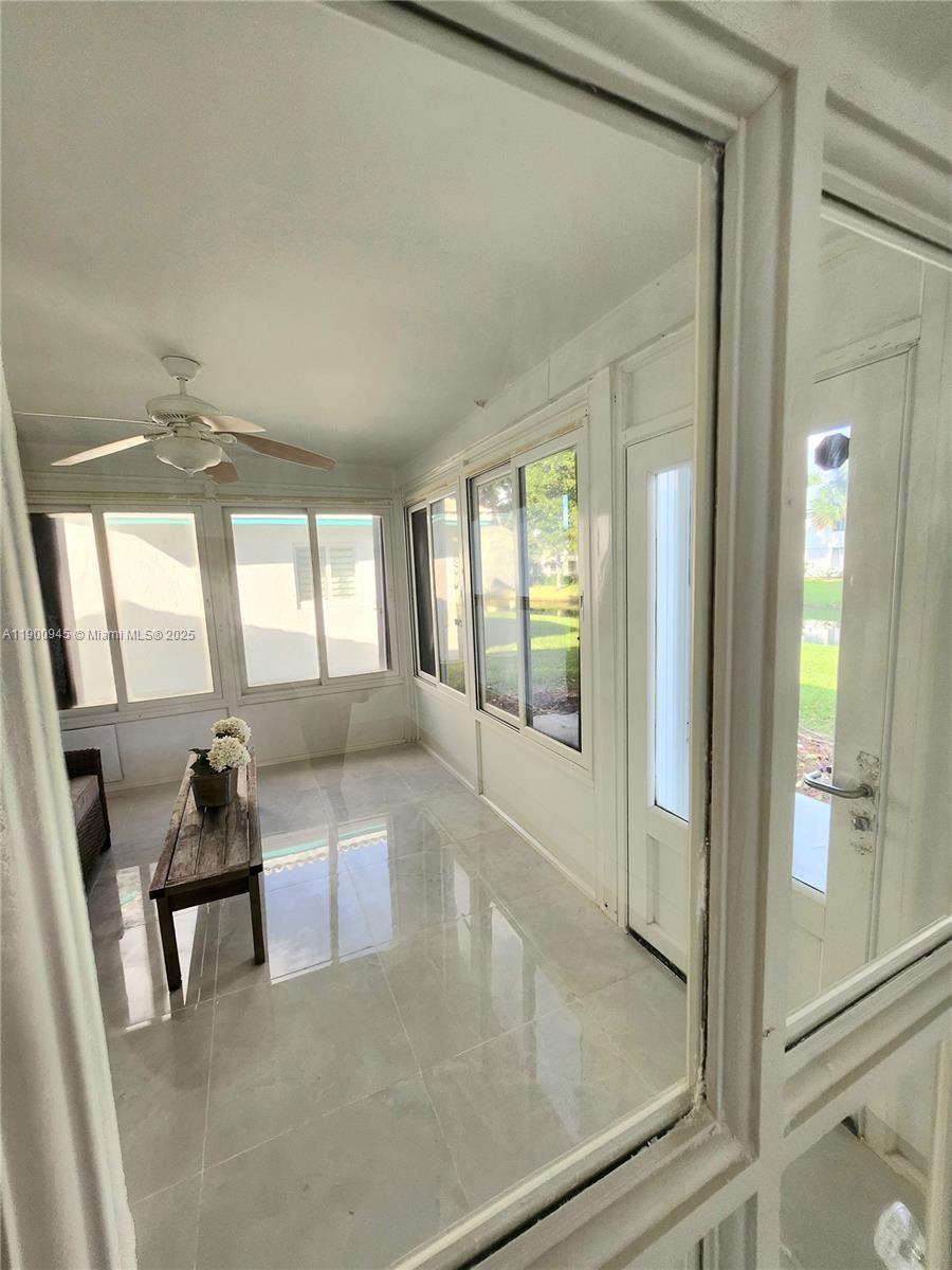 LAUDERDALE WEST 2 SEC - Residential