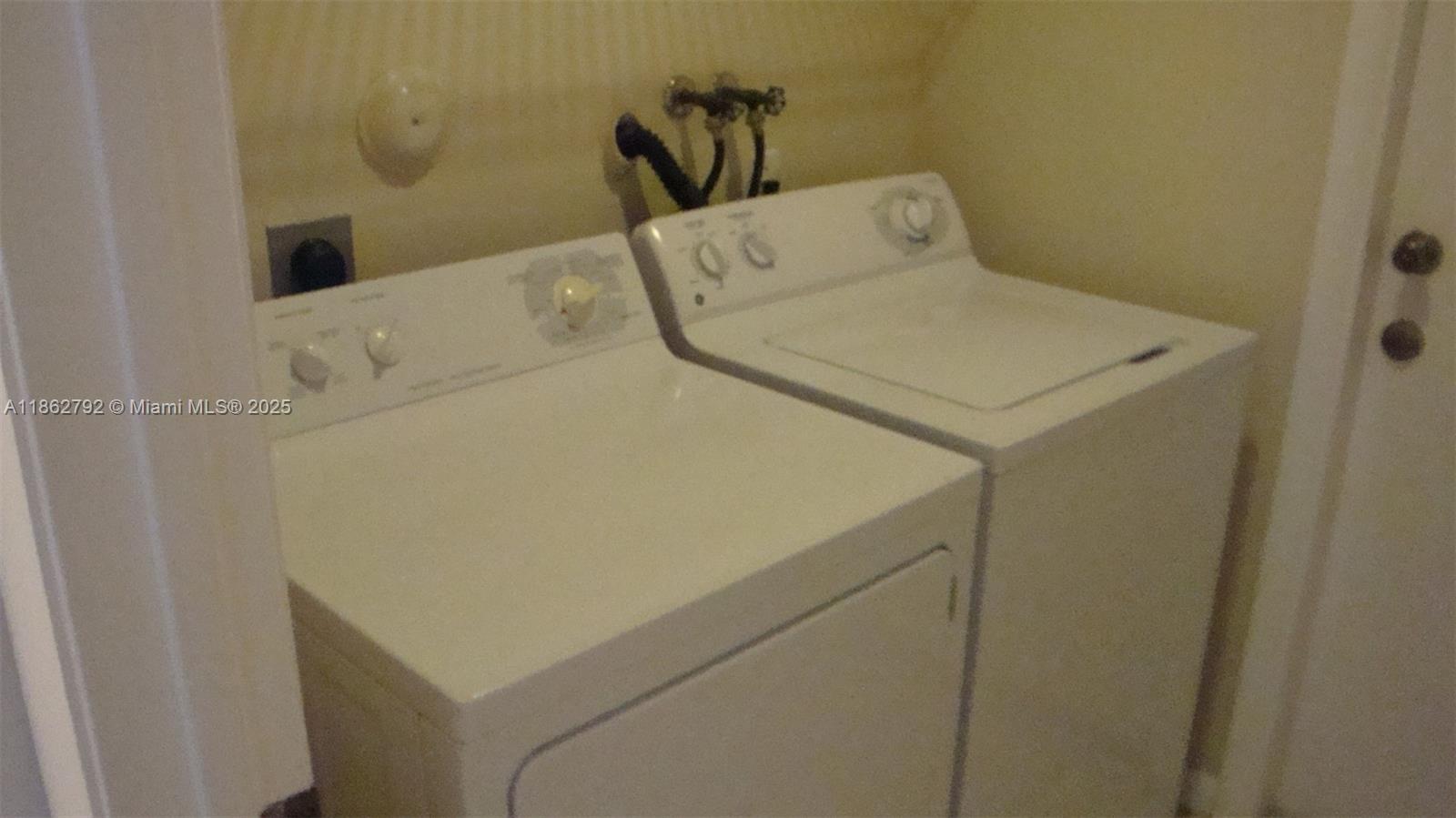 SECTOR 8 9 AND 10 - Residential Lease