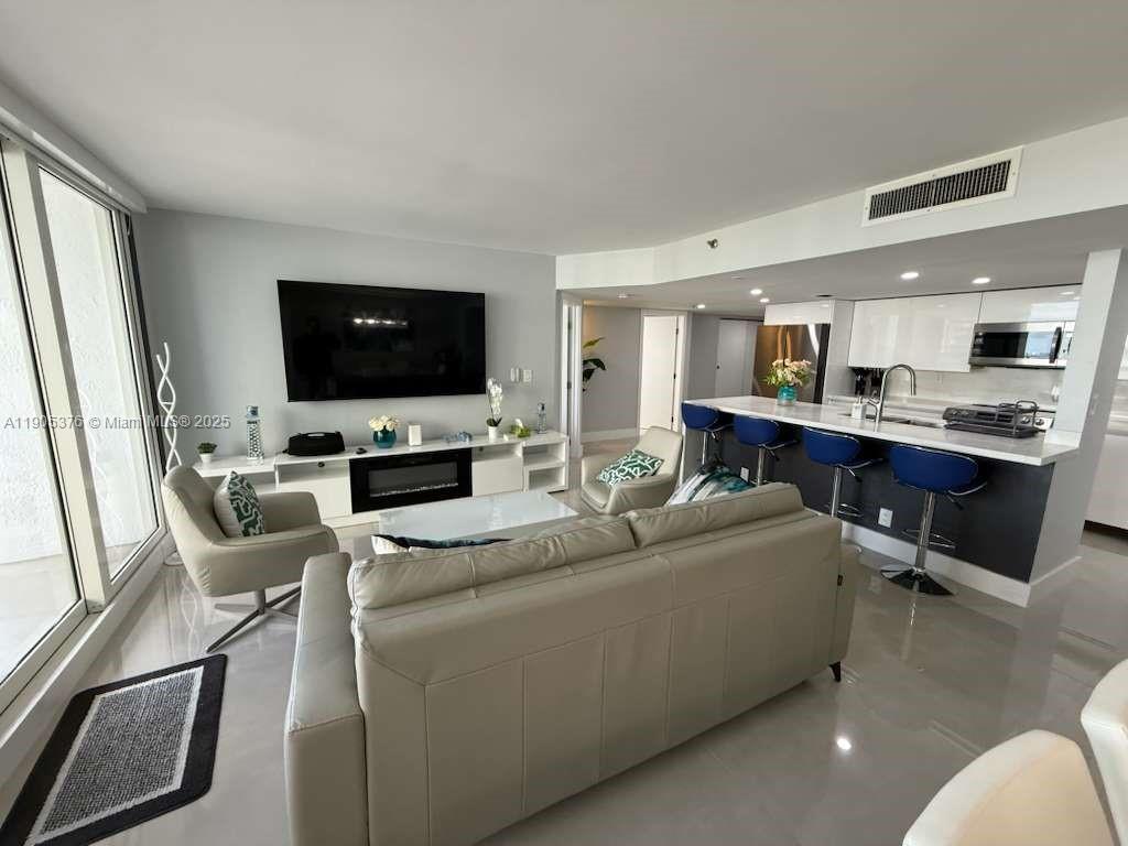 1717 N Bayshore Dr A-1840