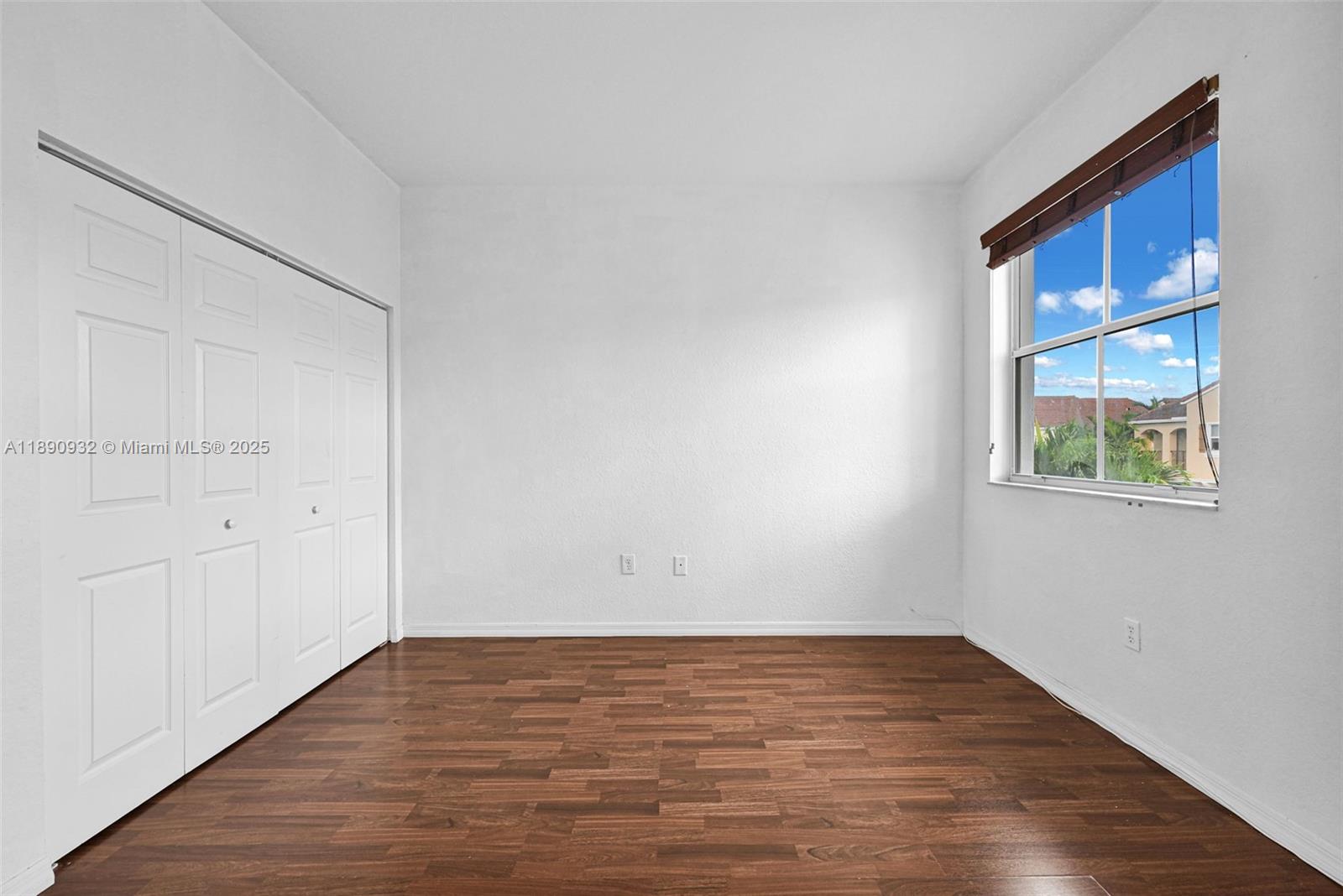 SORRENTO TOWNHOMES - Residential