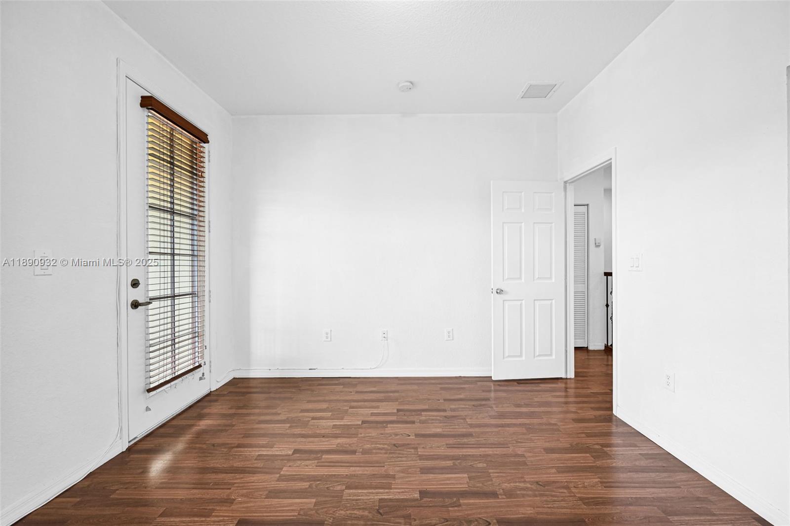 SORRENTO TOWNHOMES - Residential