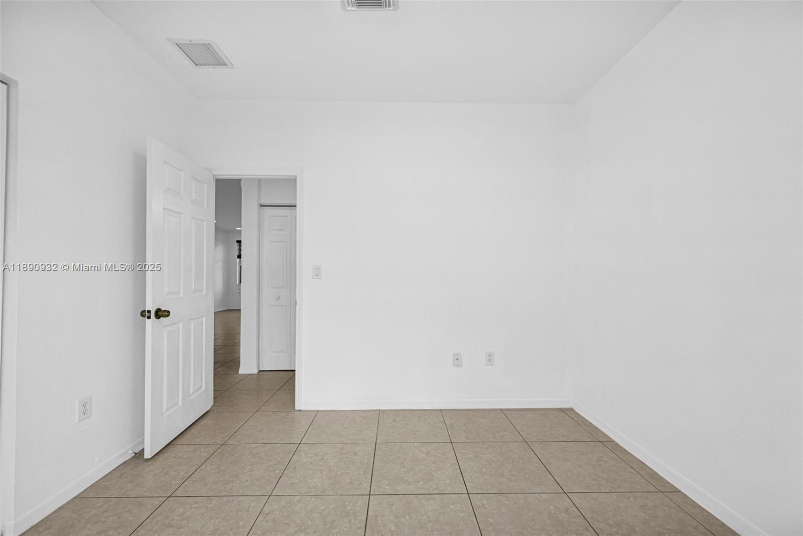 SORRENTO TOWNHOMES - Residential