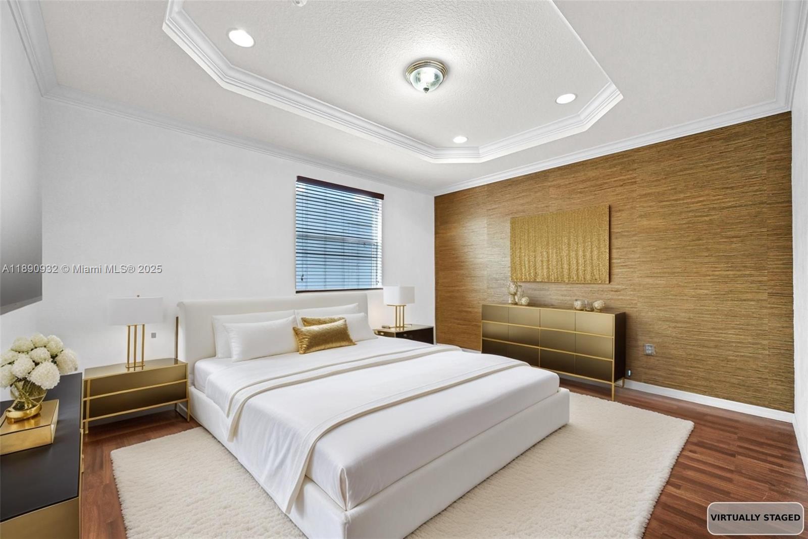 SORRENTO TOWNHOMES - Residential