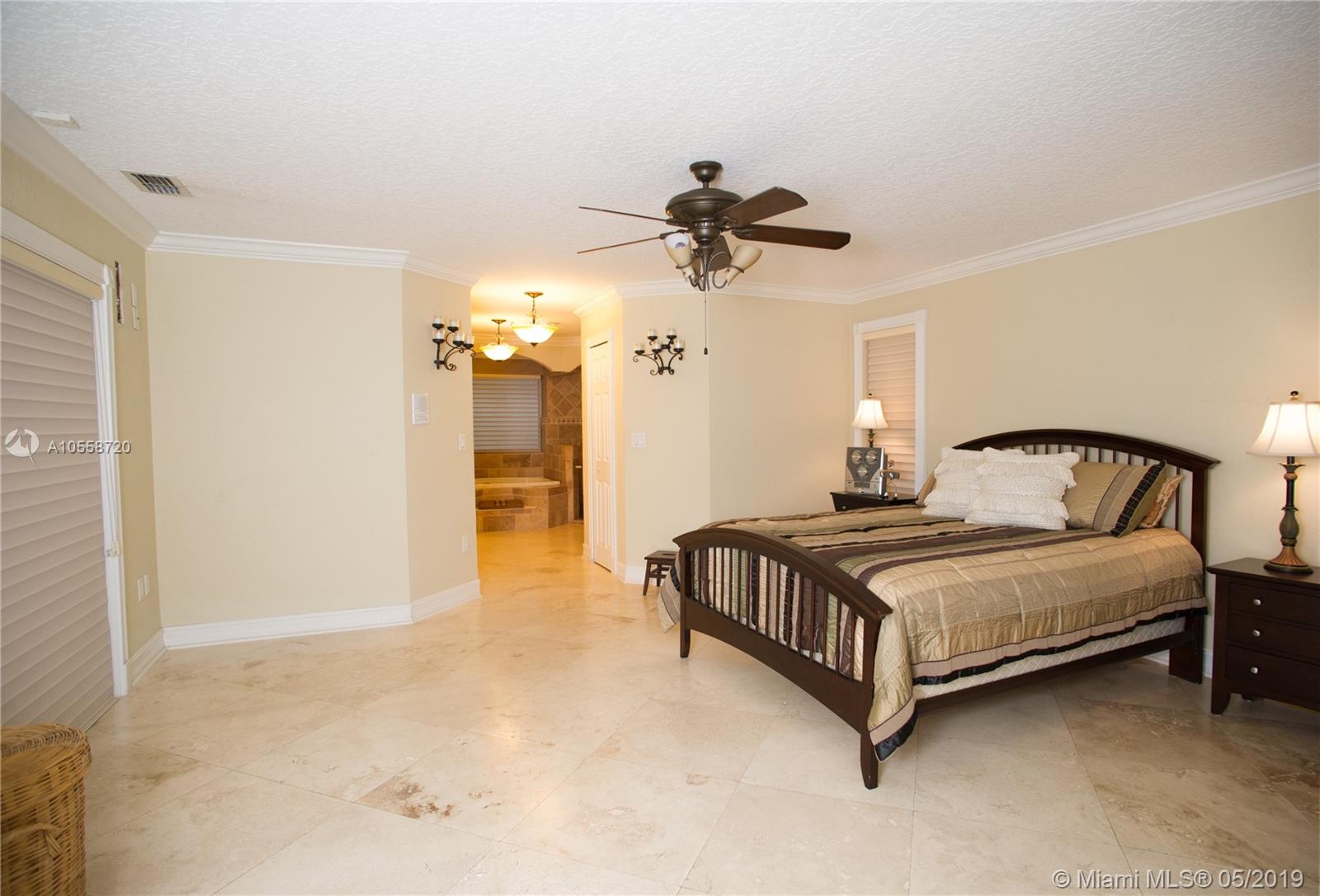 VILLAS DEL REY - Residential