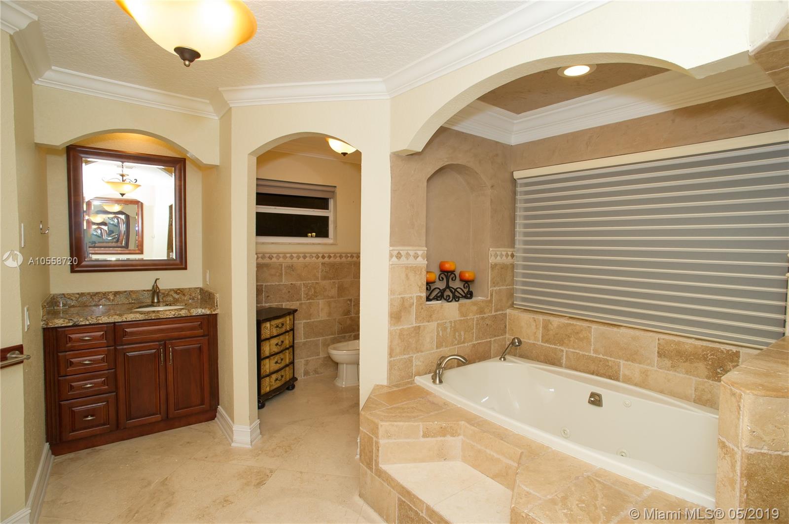 VILLAS DEL REY - Residential