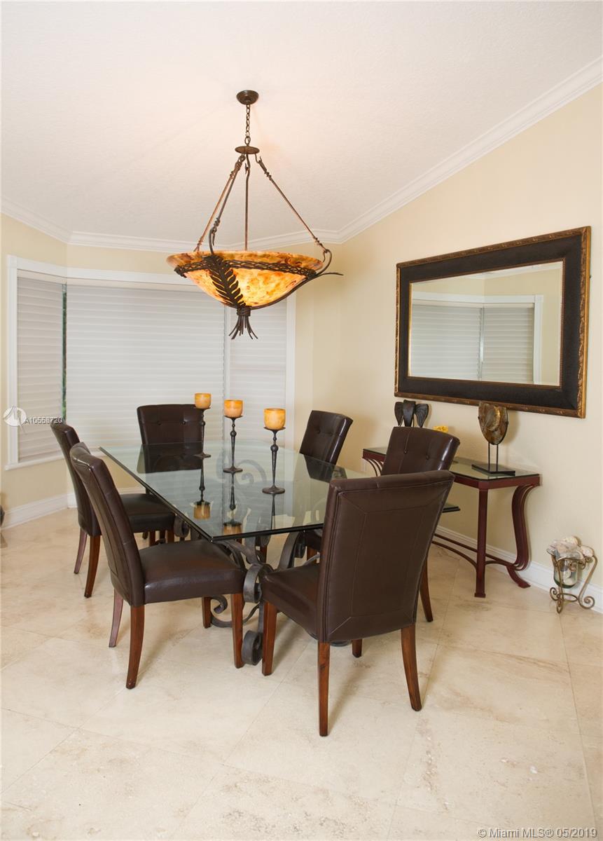 VILLAS DEL REY - Residential