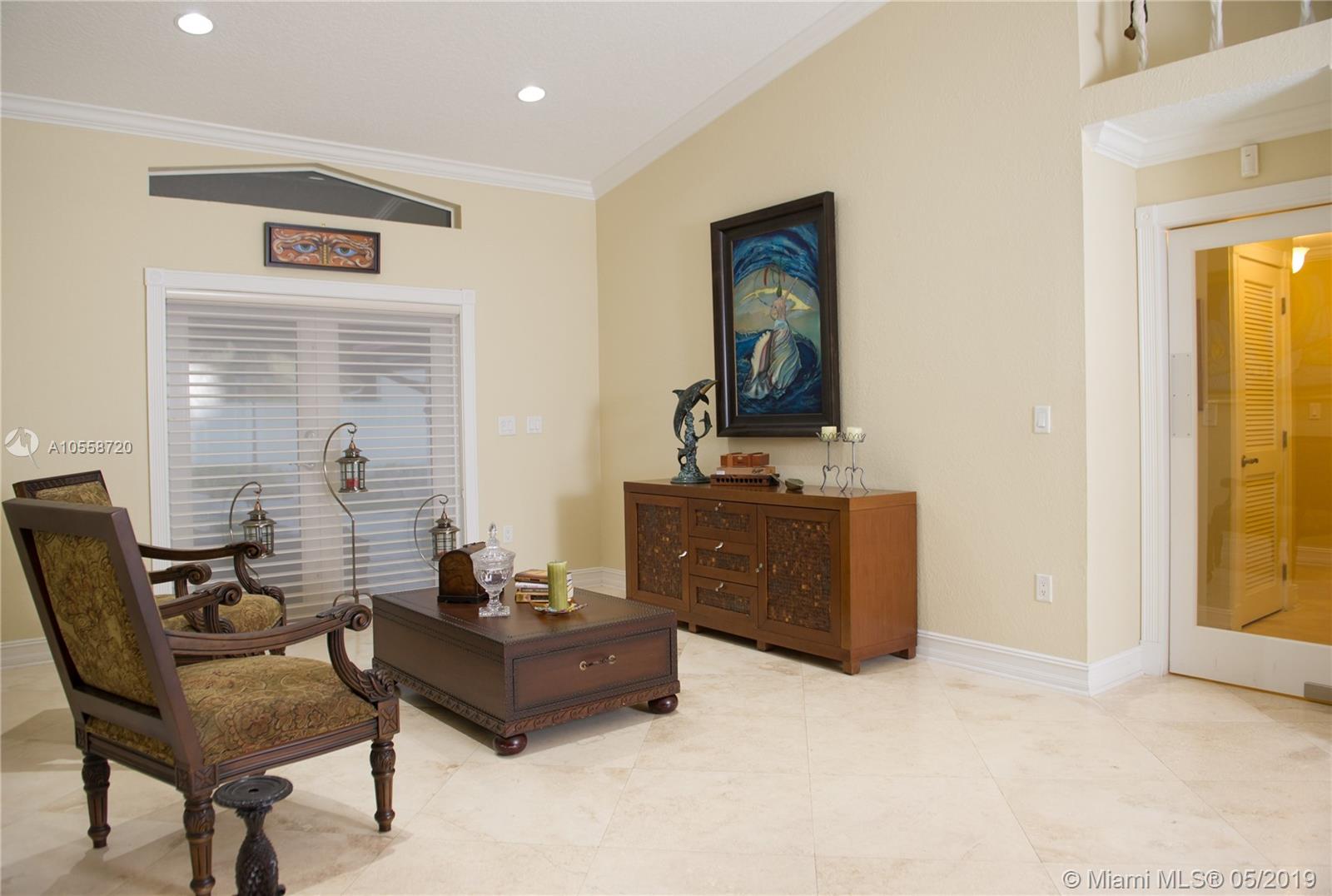 VILLAS DEL REY - Residential