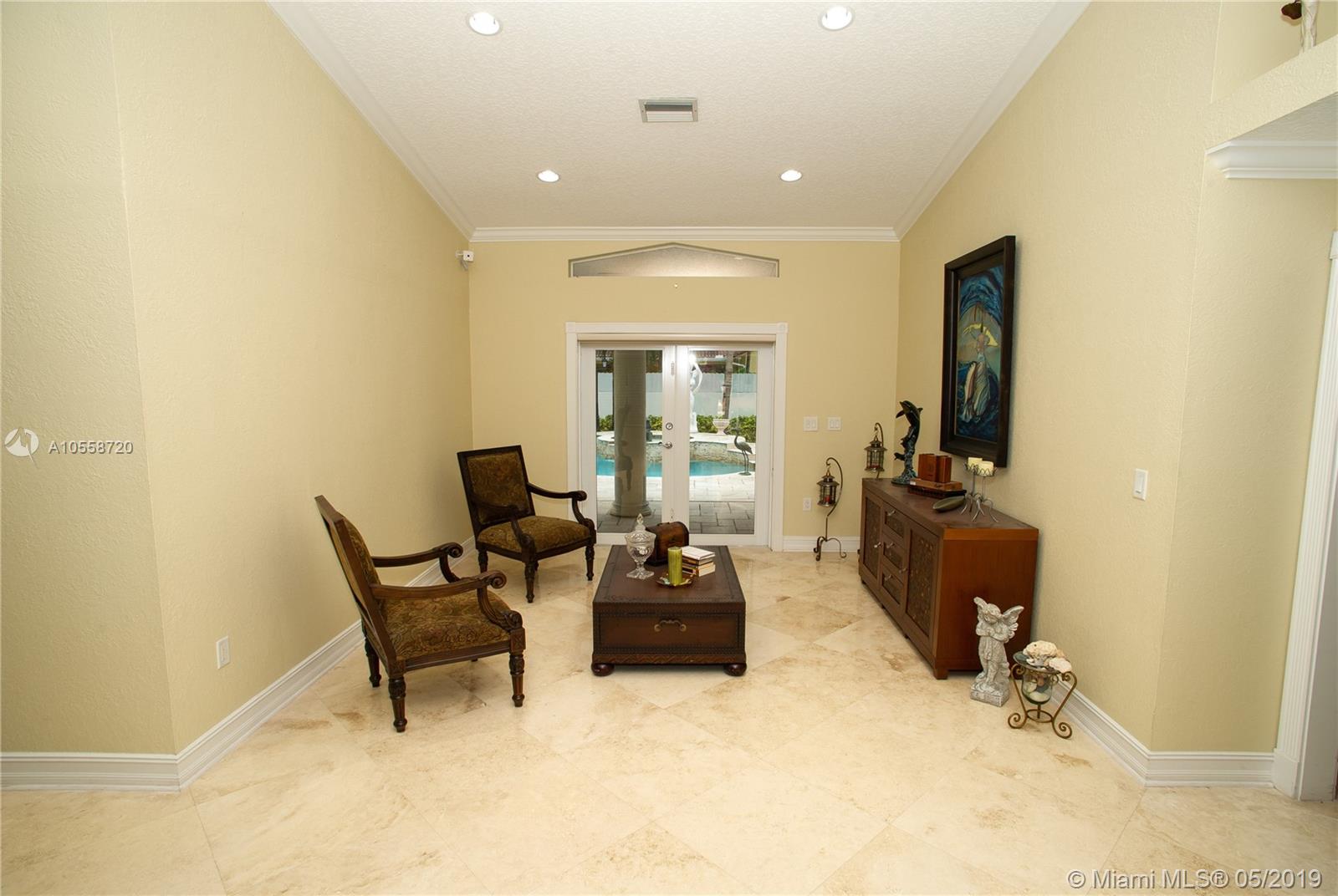 VILLAS DEL REY - Residential