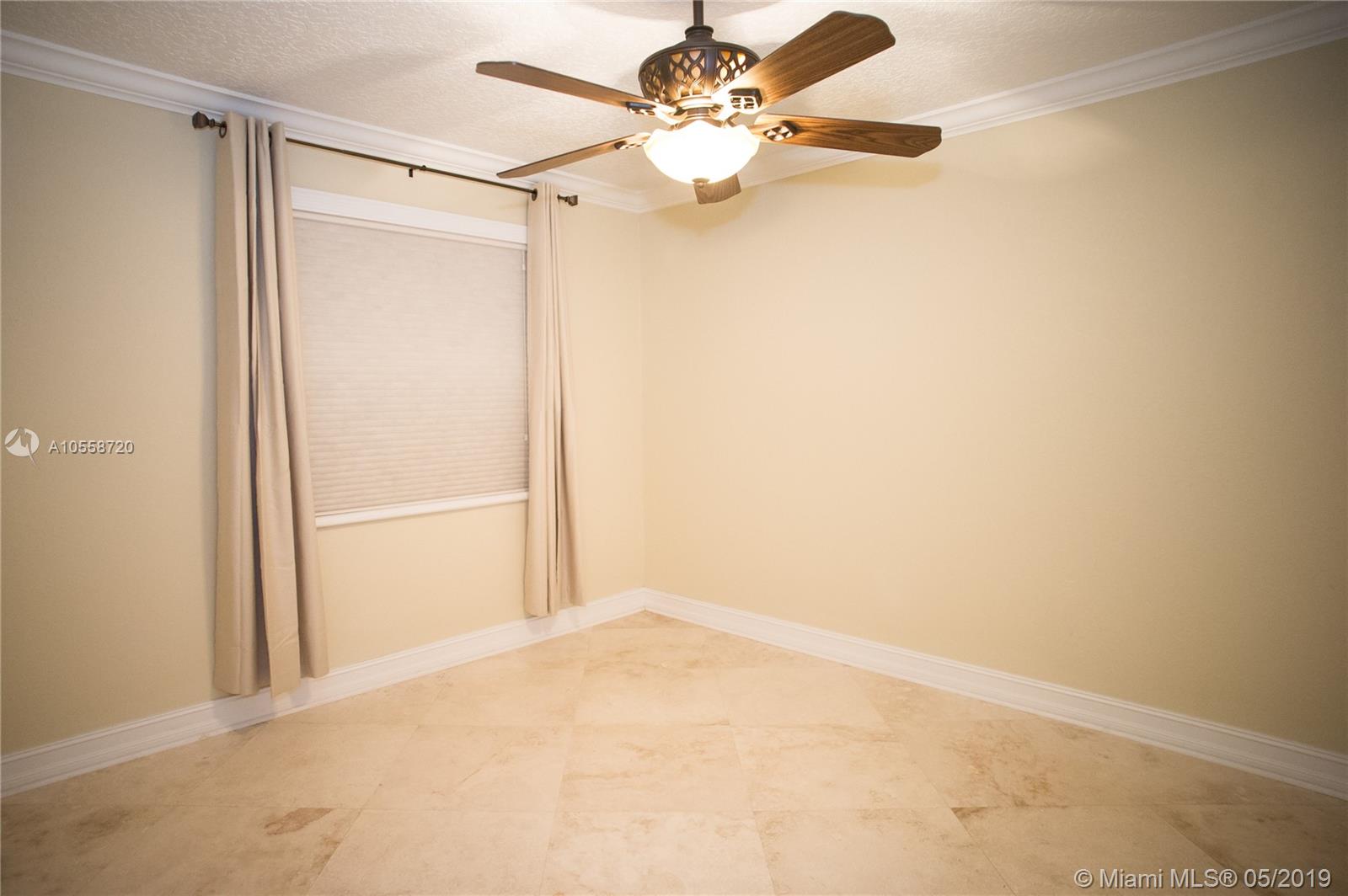 VILLAS DEL REY - Residential