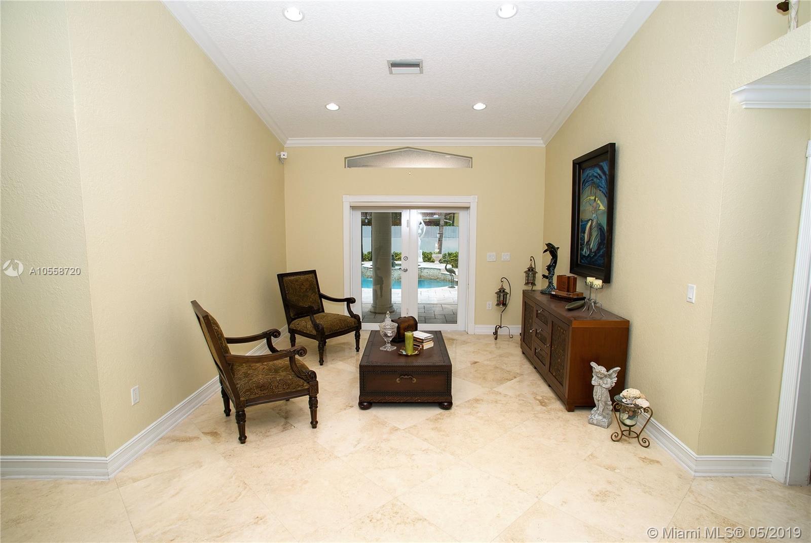 VILLAS DEL REY - Residential