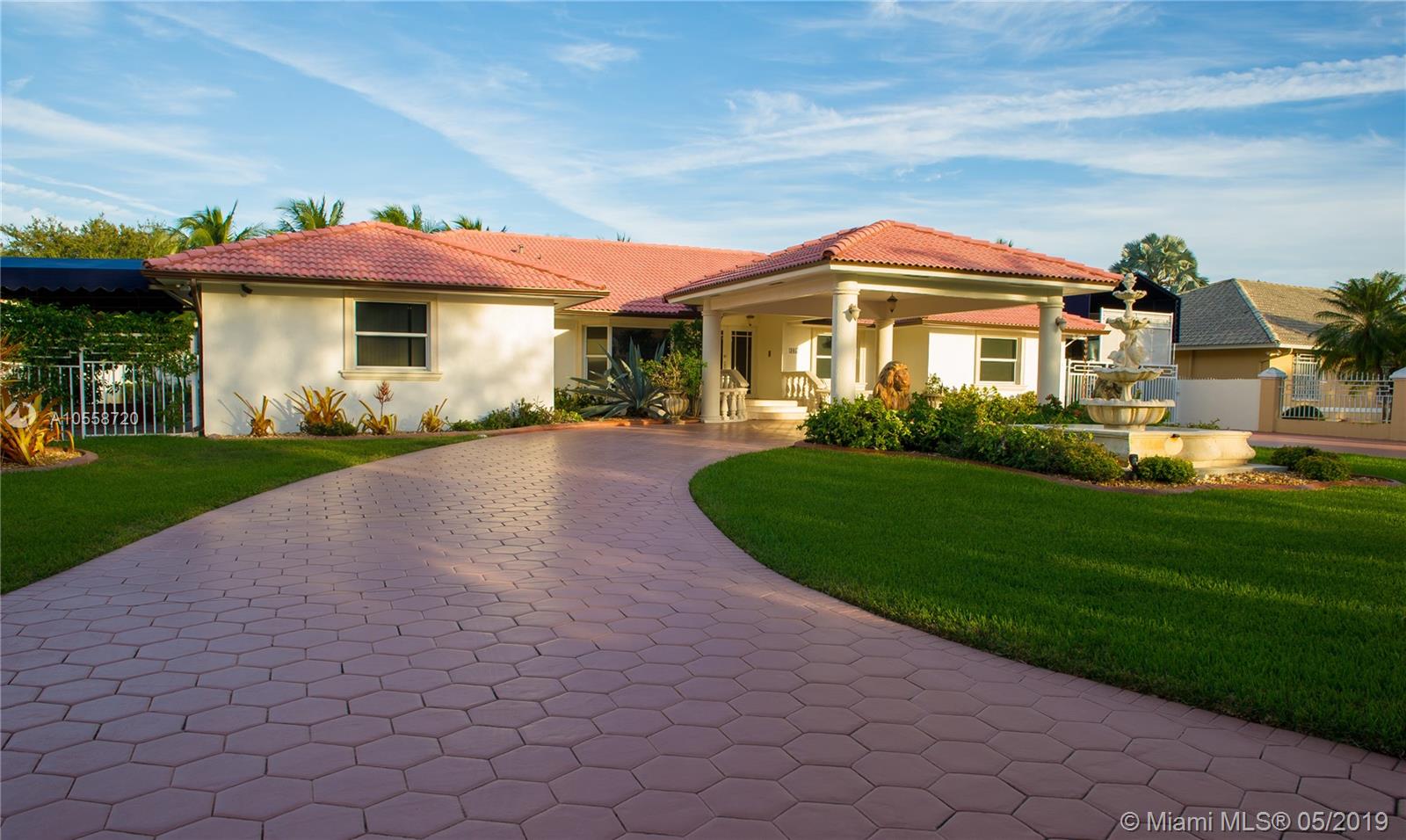 VILLAS DEL REY - Residential