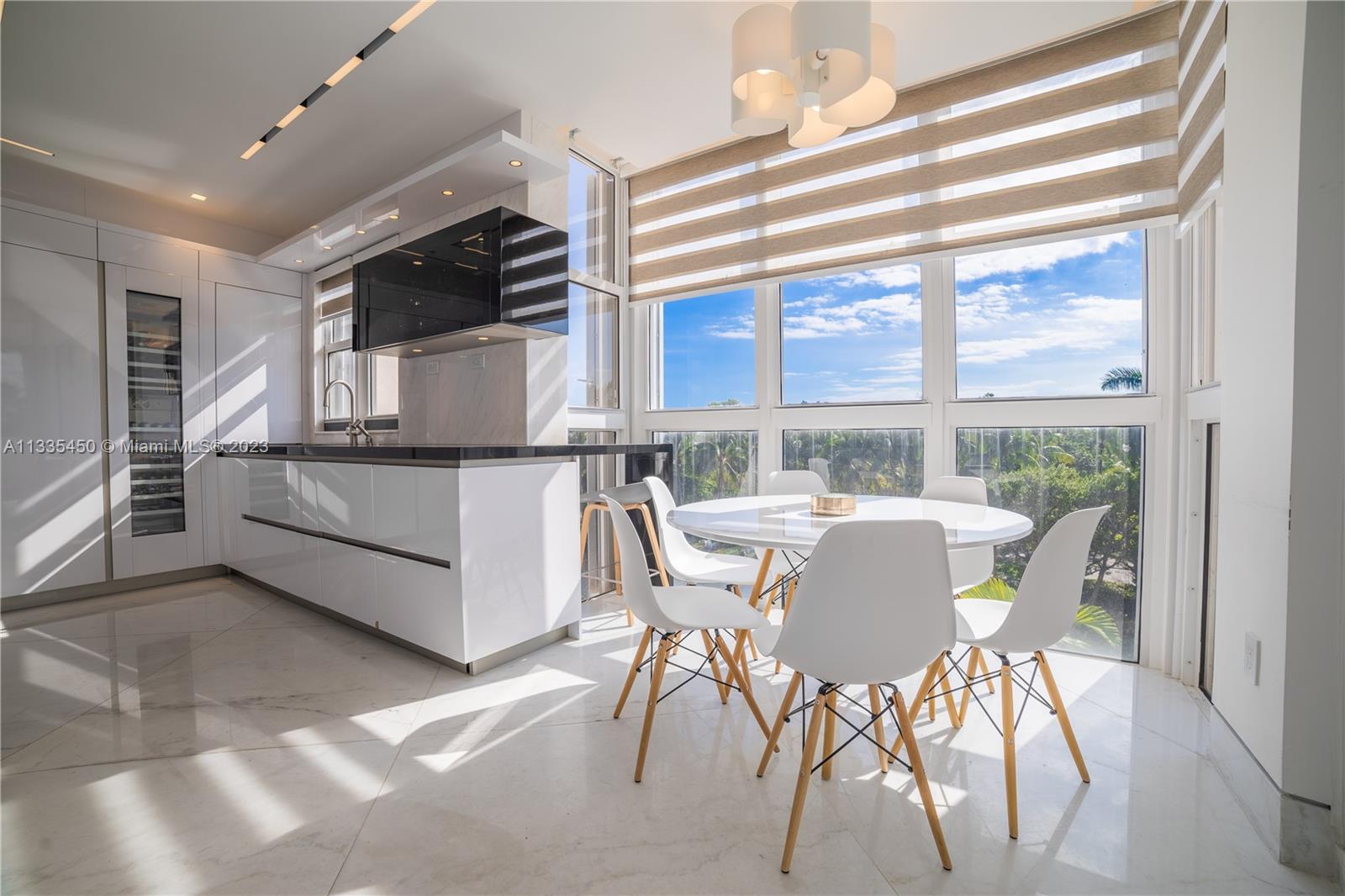 LAKE VILLA THREE CONDO - Residential