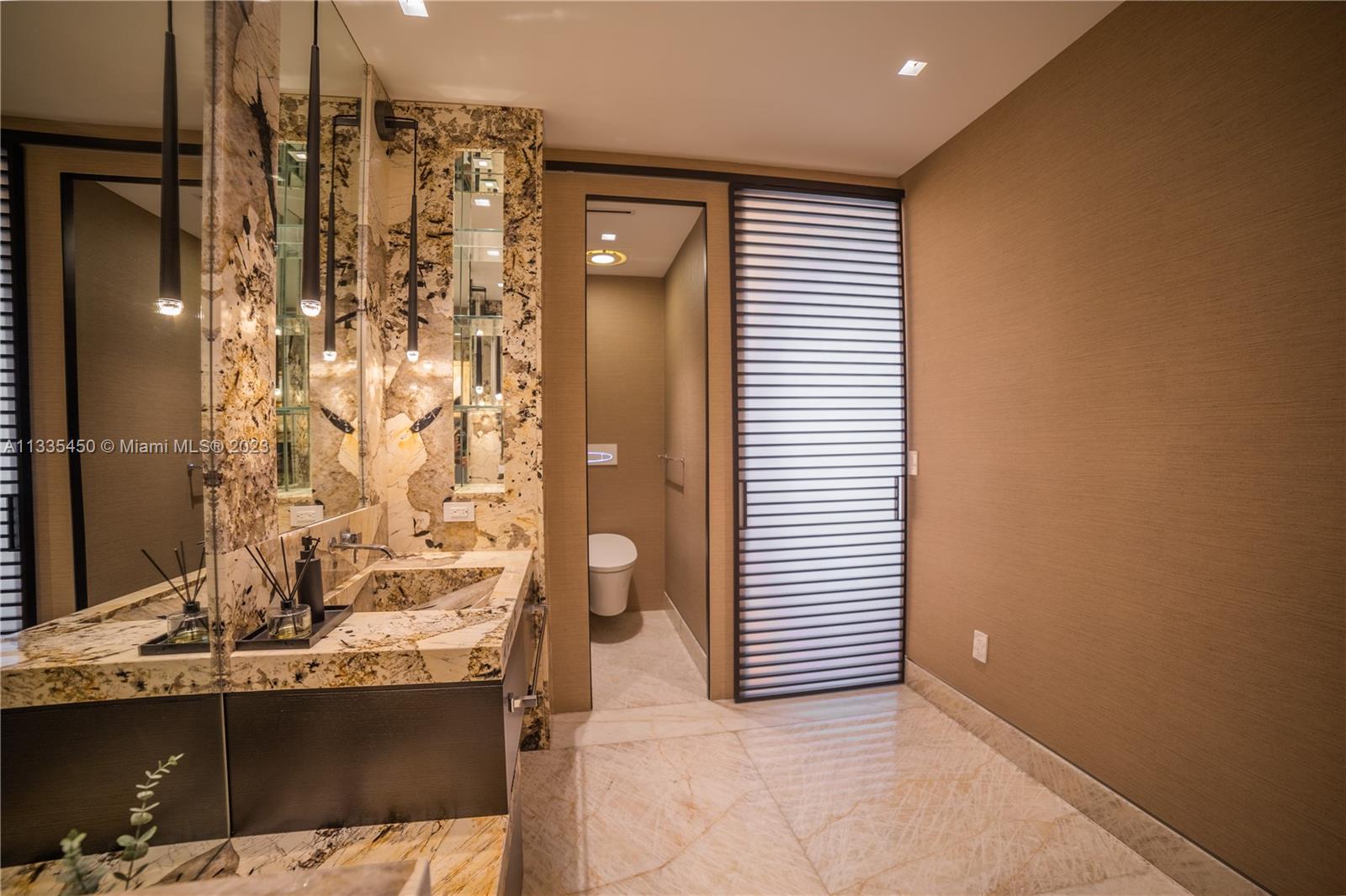 LAKE VILLA THREE CONDO - Residential