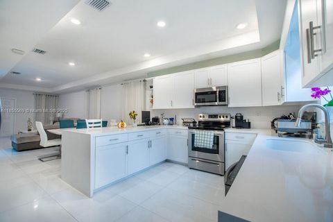 Photo of 1630 SW 28th St, Fort Lauderdale, FL 33315 (MLS # A11855569)