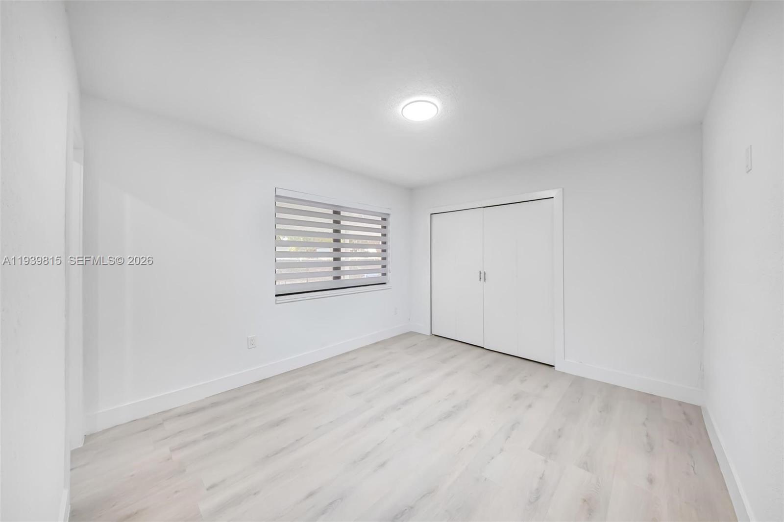 CAROLINDA PARK - Residential