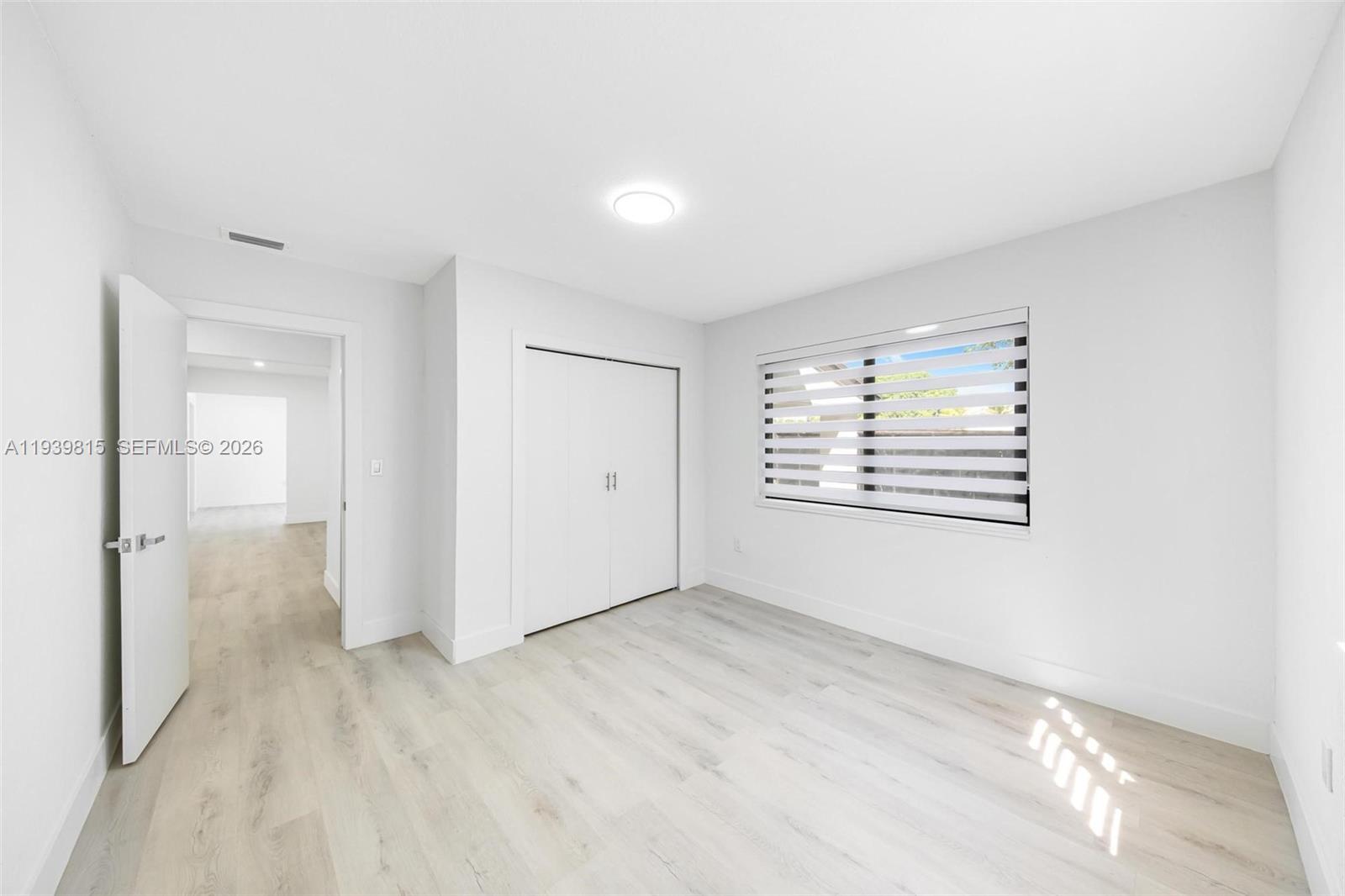 CAROLINDA PARK - Residential