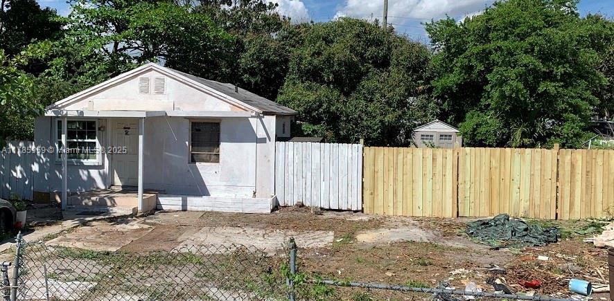 Property for Sale at Address Not Disclosed, Miami, Broward County, Florida - Bedrooms: 2 
Bathrooms: 1  - $350,000